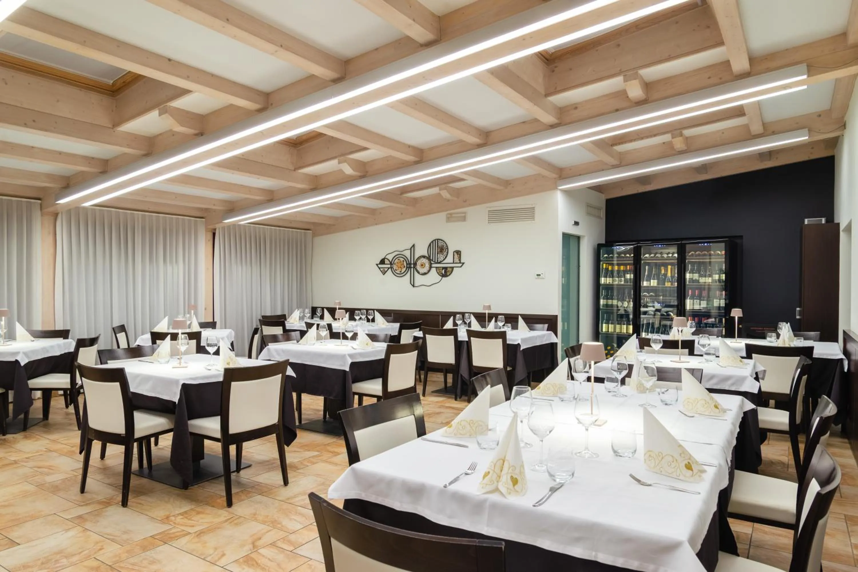 Restaurant/places to eat in Hotel Ristorante Alla Nave