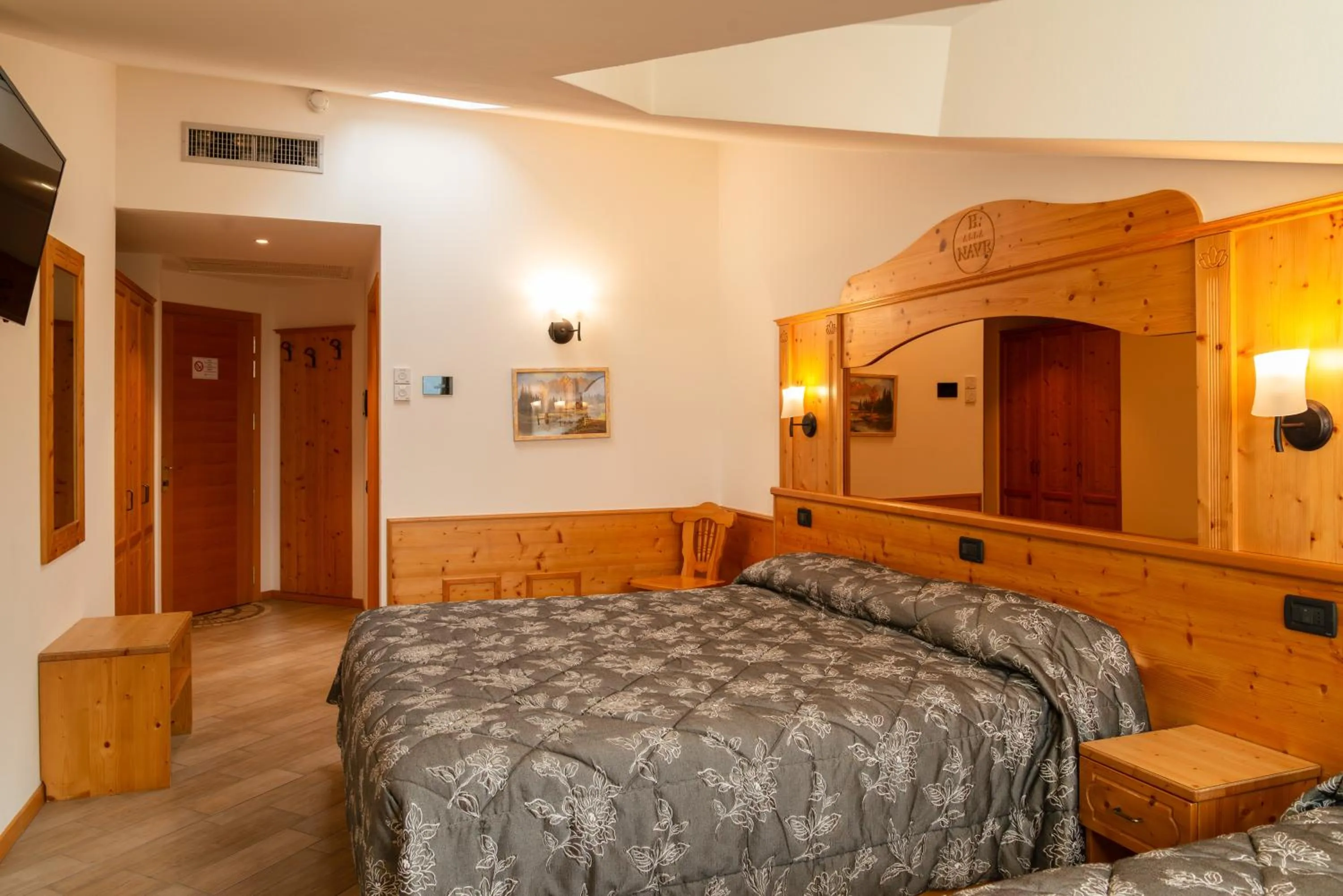 Bedroom, Bed in Hotel Ristorante Alla Nave