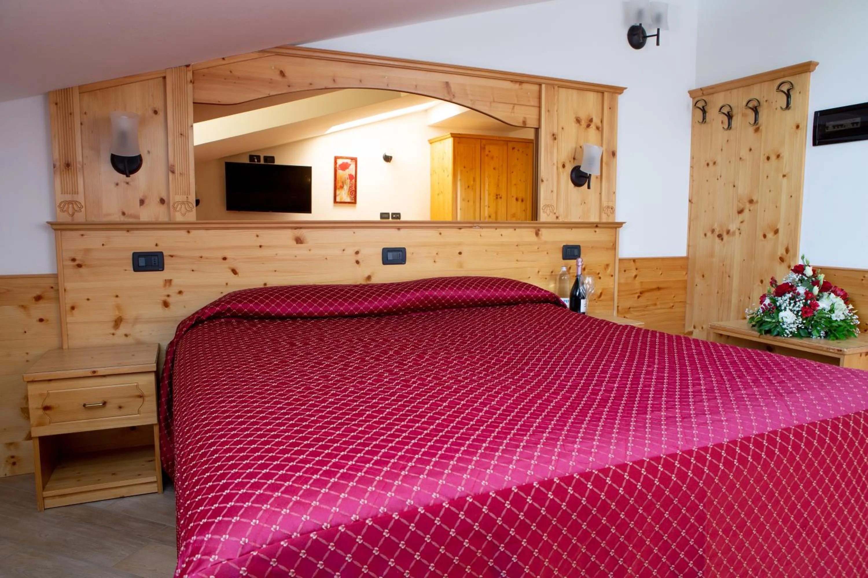 Bedroom, Bed in Hotel Ristorante Alla Nave