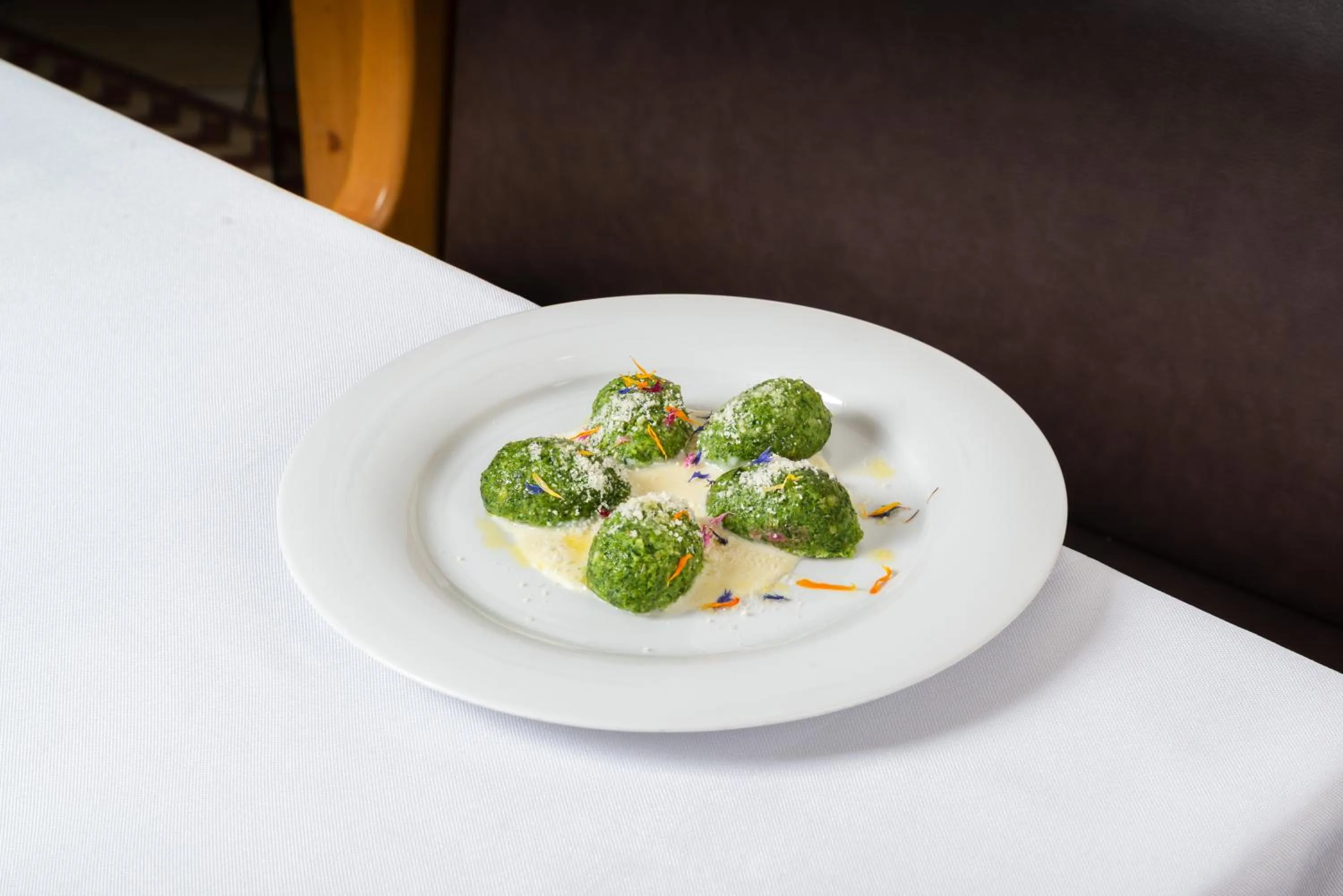 Food and drinks in Hotel Ristorante Alla Nave