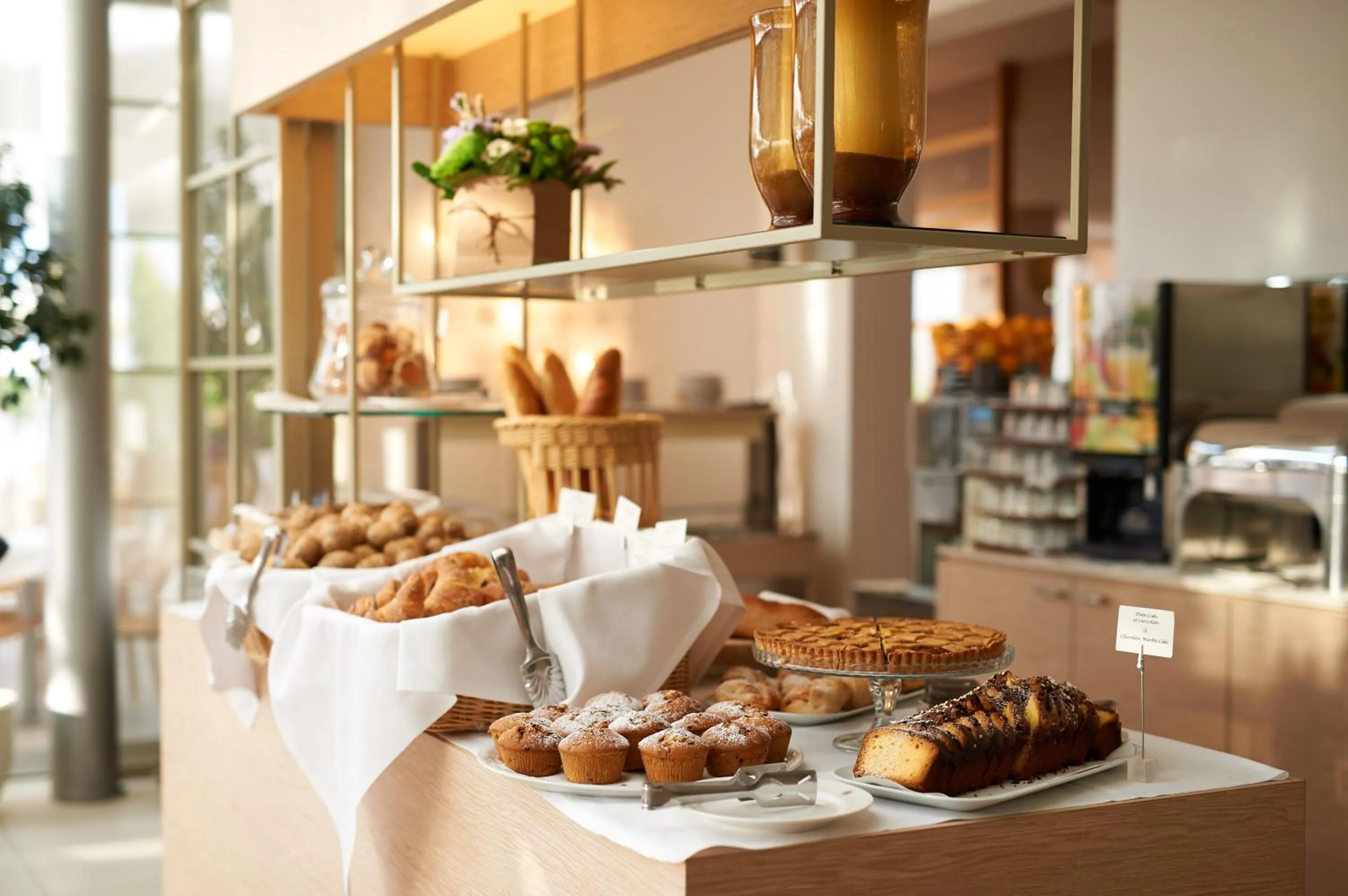 Buffet breakfast in Jesolopalace Hotel & Aparthotel