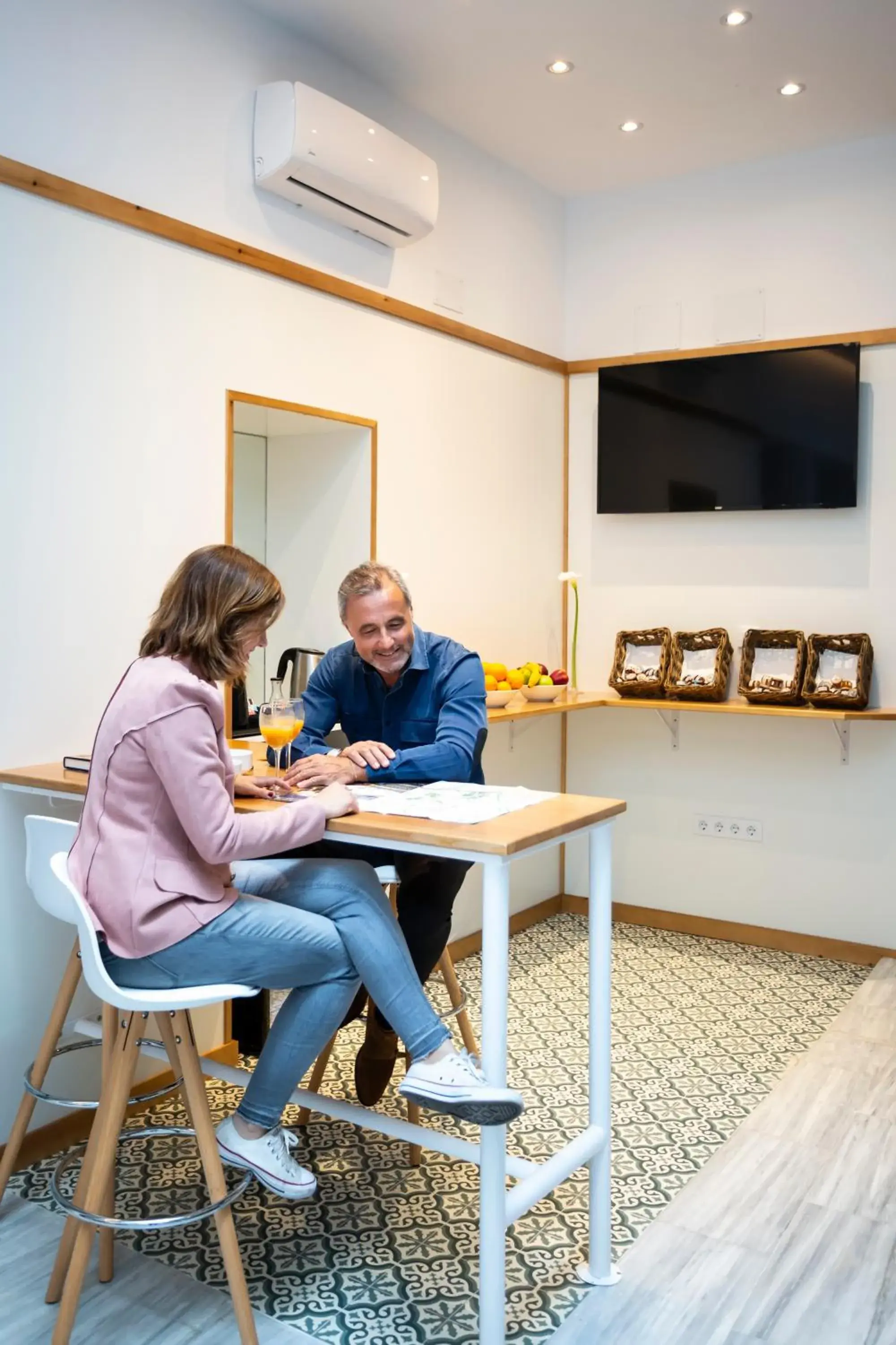 Lounge or bar in Basic Hotel Sevilla Catedral Lounge or bar in Basic Hotel Sevilla Catedral