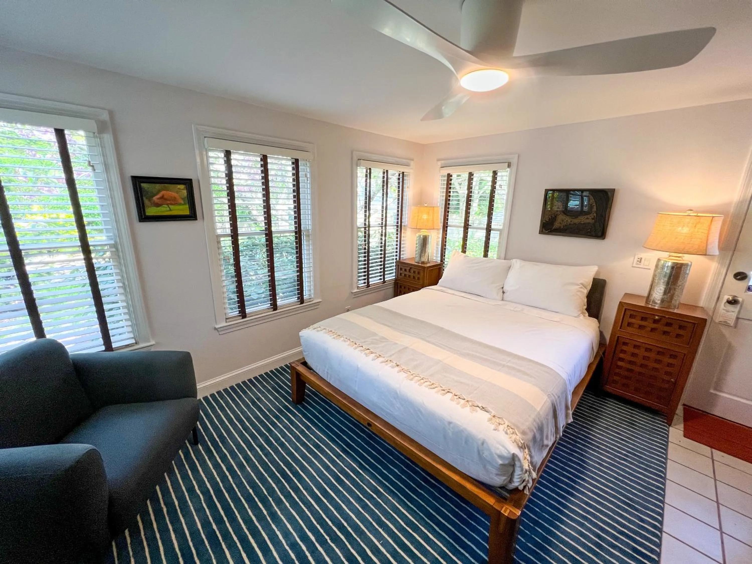 Photo of the whole room, Bed in Inn at Cook Street