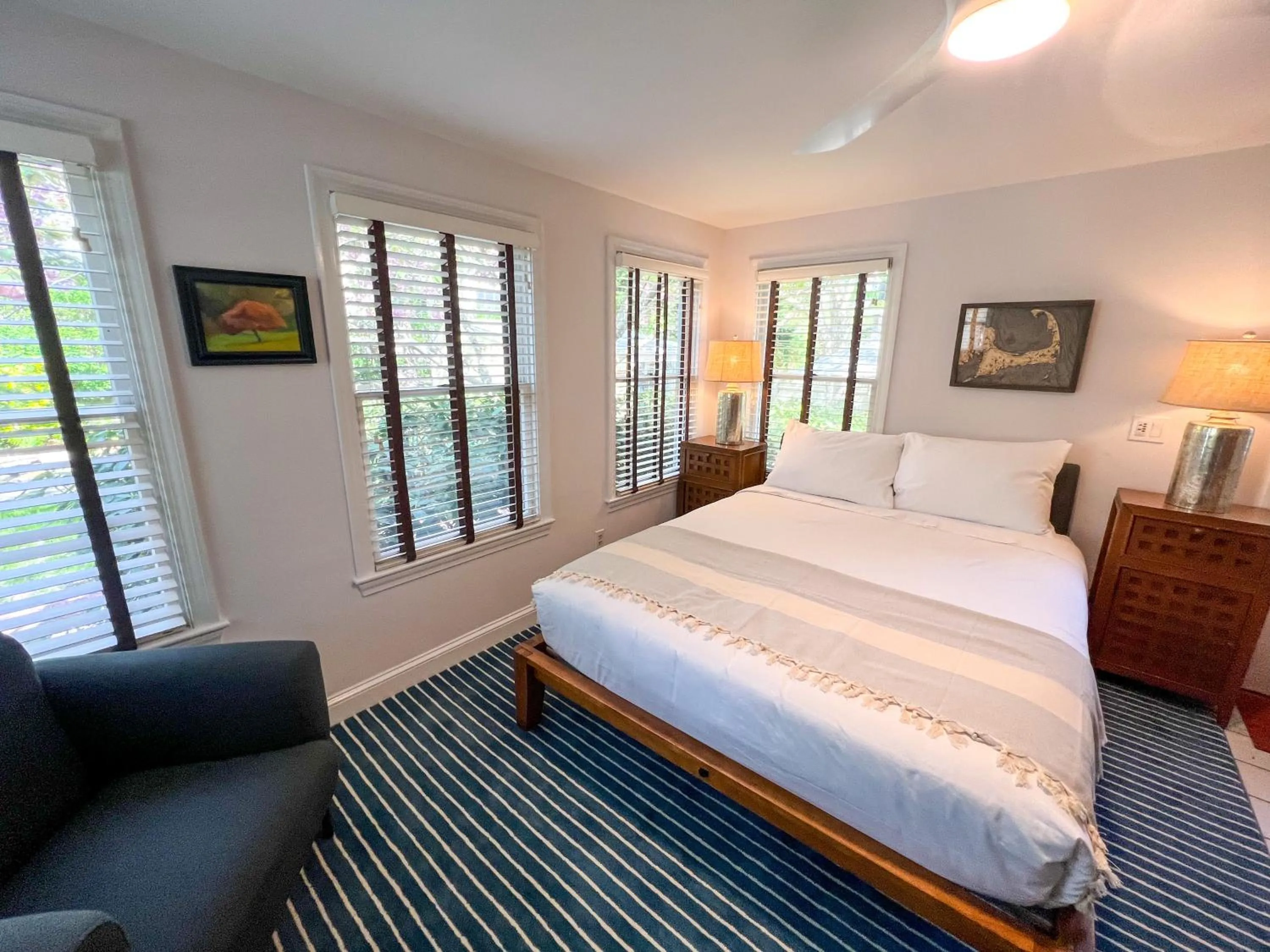 Photo of the whole room, Bed in Inn at Cook Street