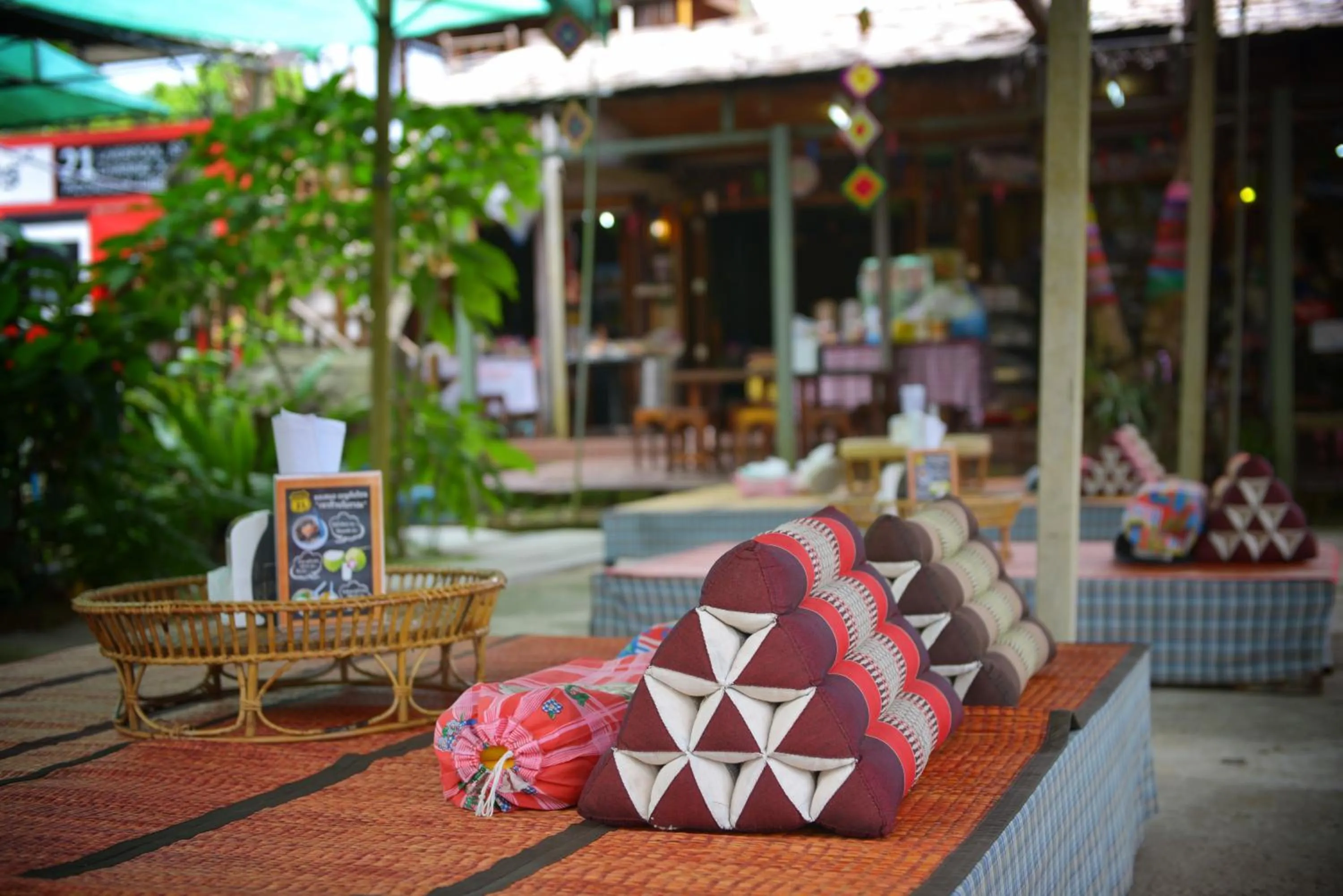 Restaurant/places to eat in Phurua Bussaba Resort & Spa