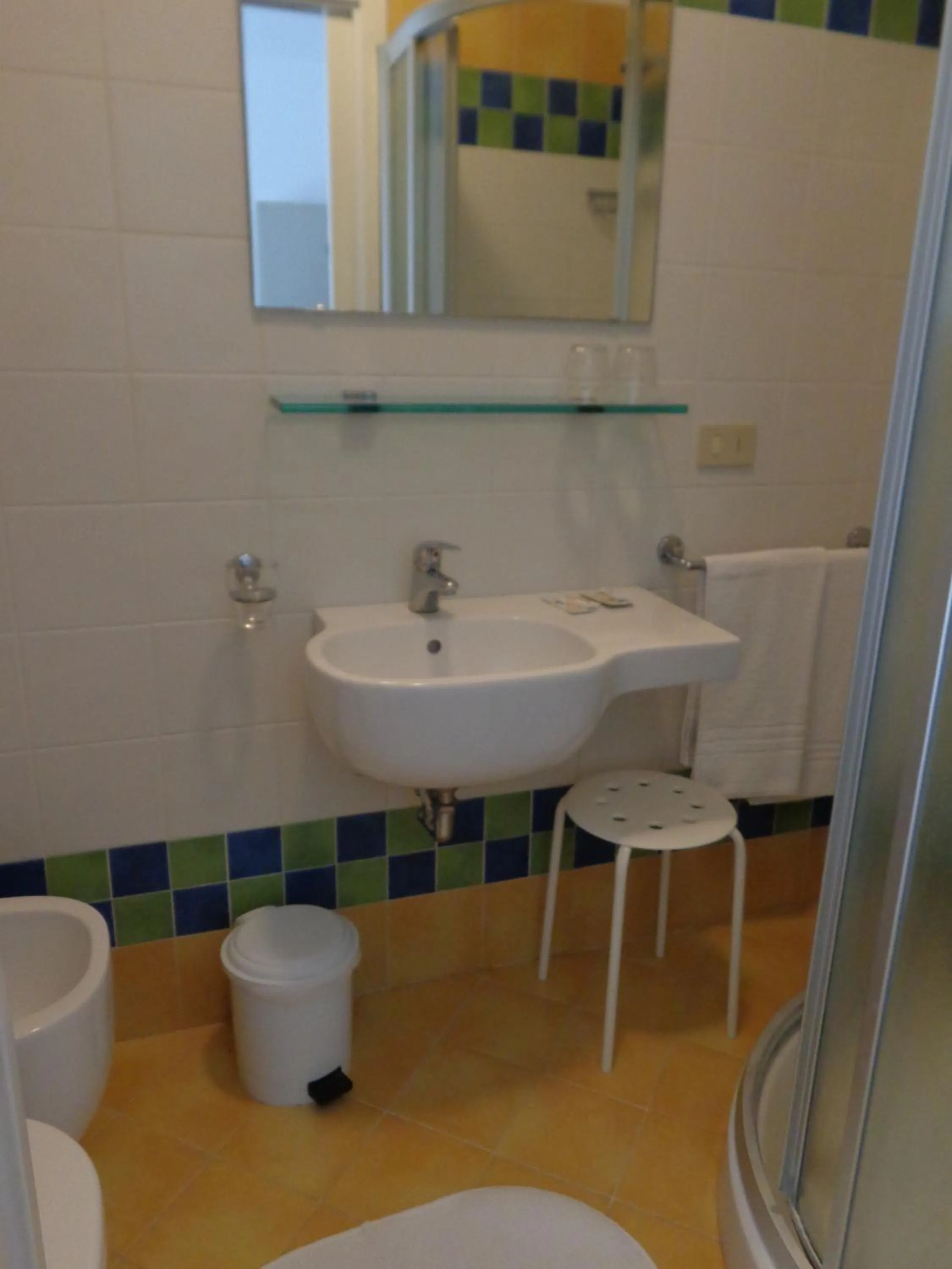 Bathroom in Hotel Emperador