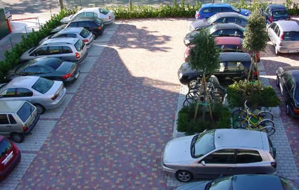 Day in Hotel Emperador