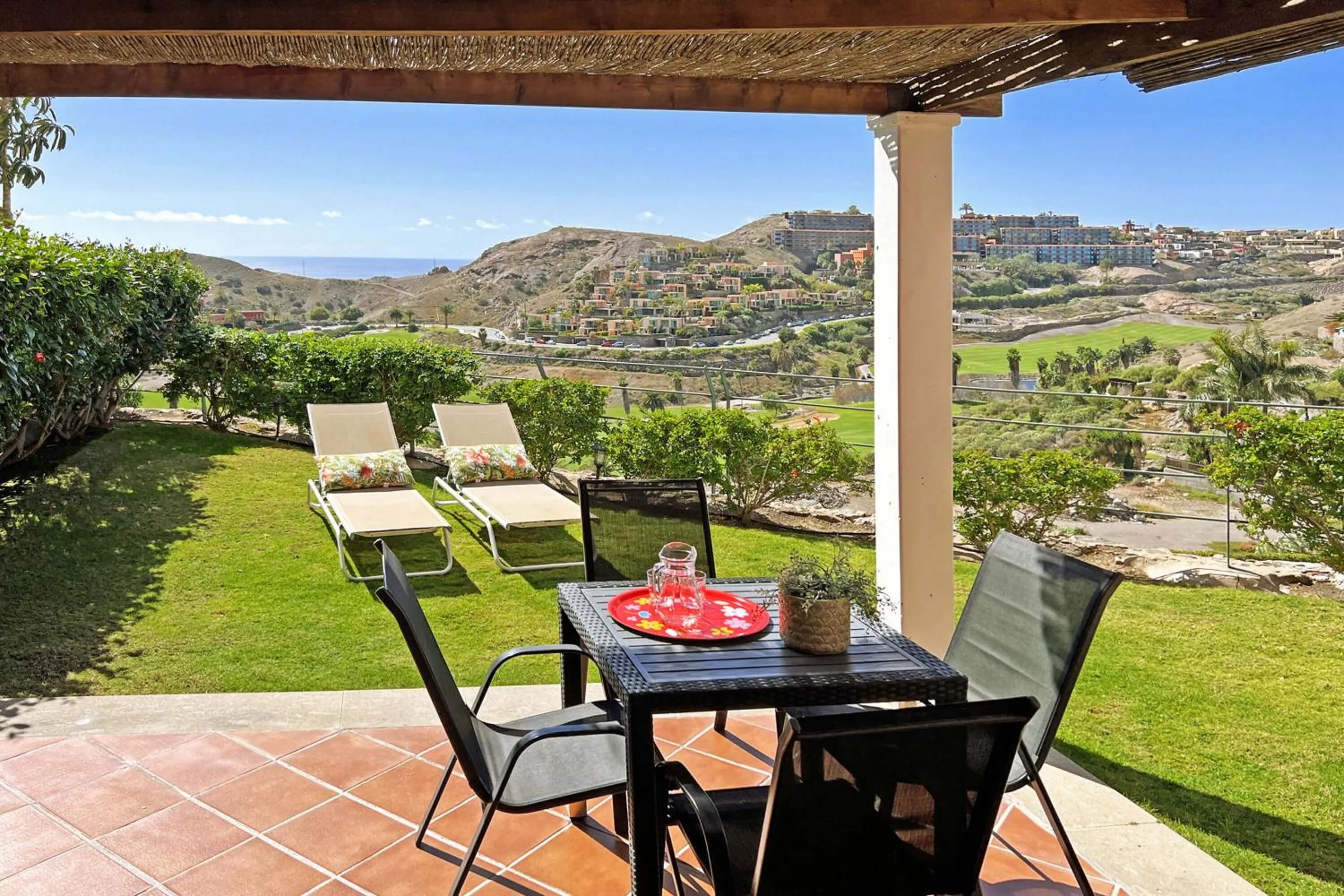 Patio in Salobre Morro Golf 10
