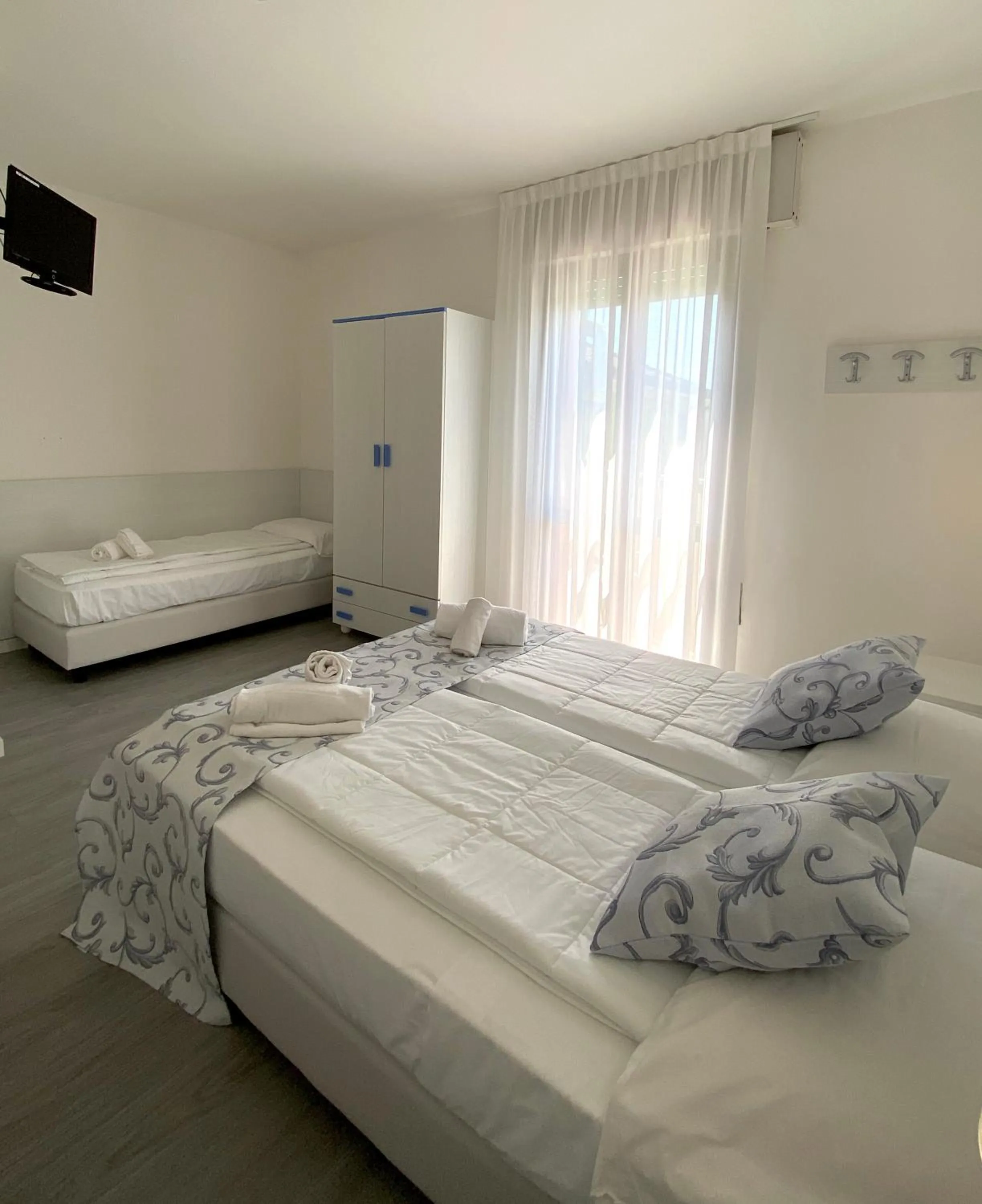 Bedroom, Bed in Hotel Linda