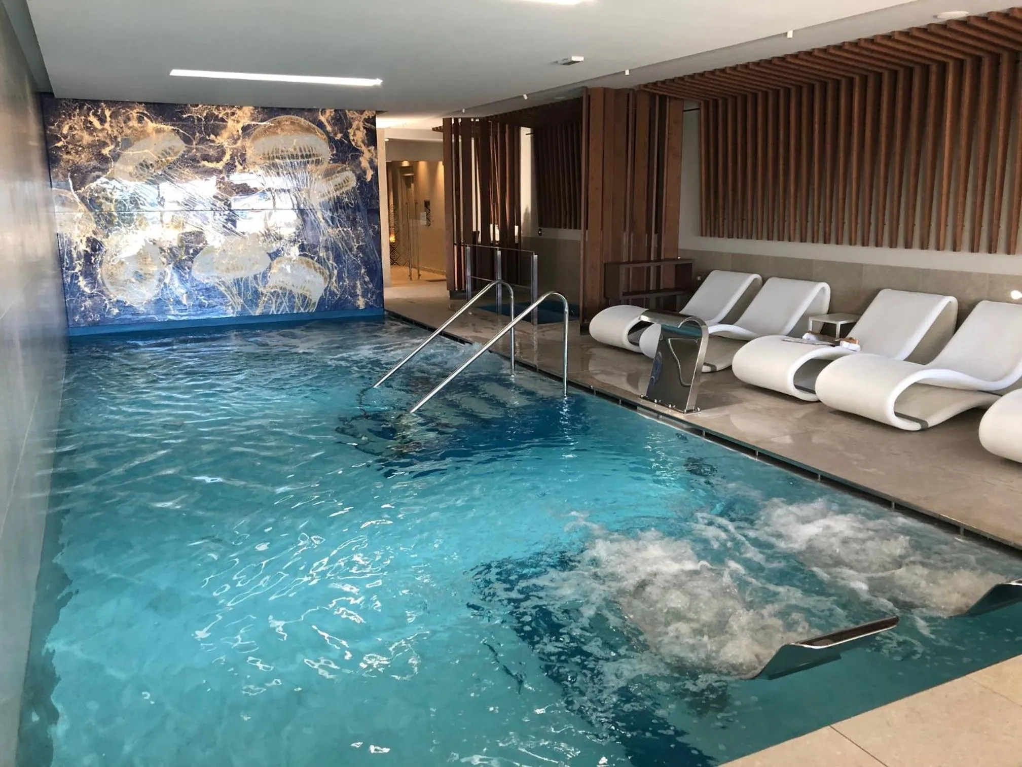 Majestic Beach Hotel & Wellness