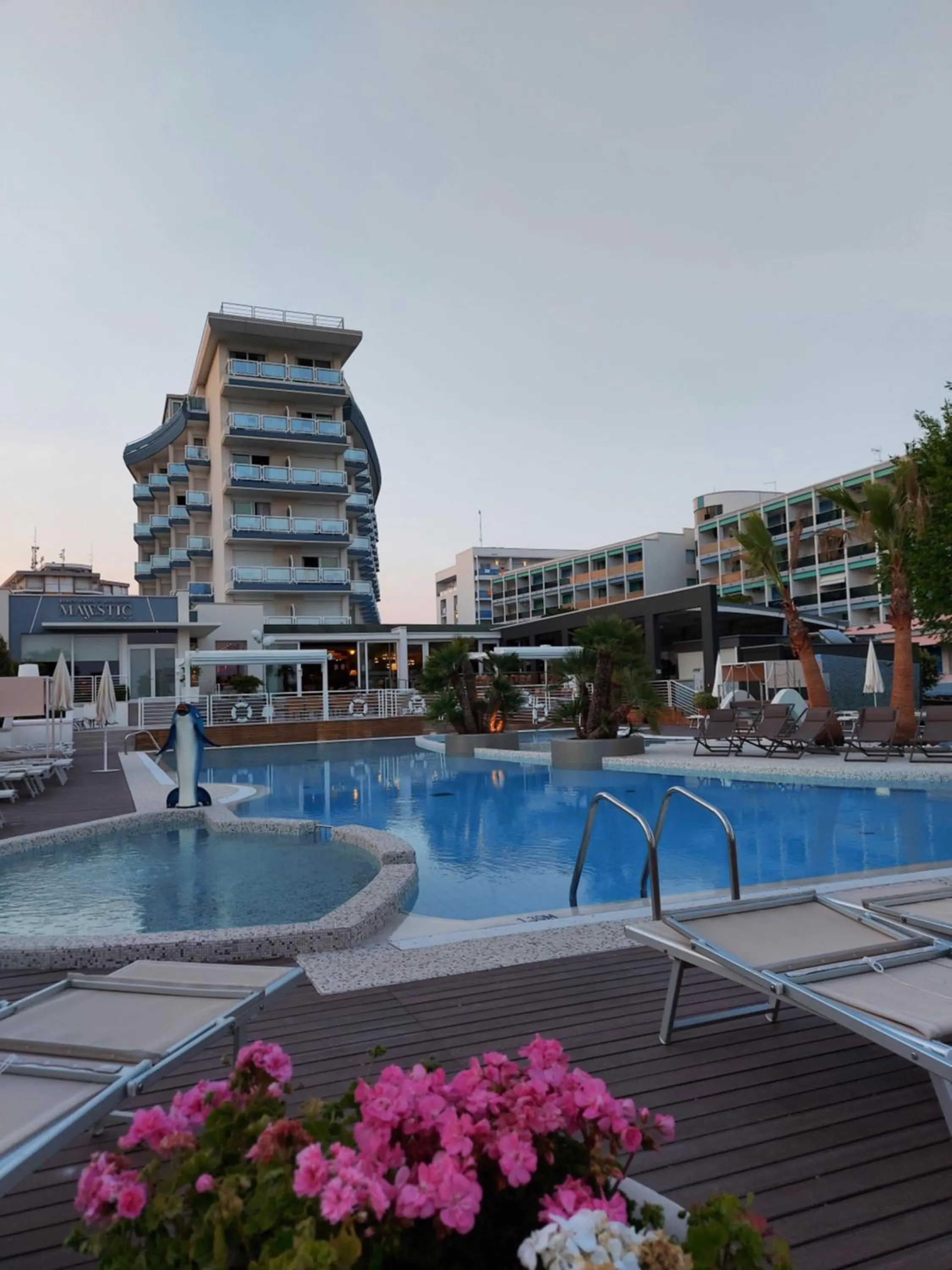 Majestic Beach Hotel & Wellness