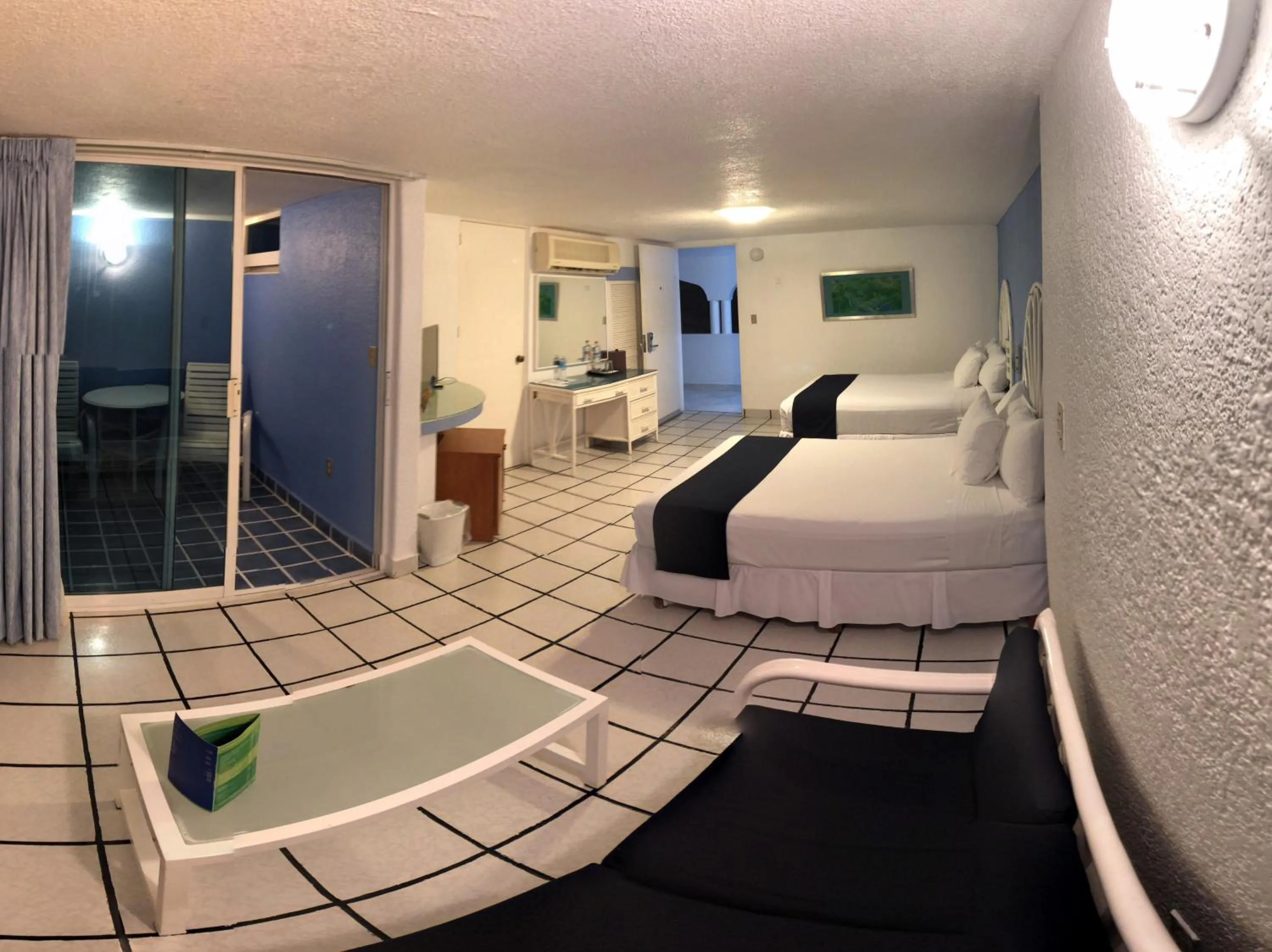 Photo of the whole room in Villa Bejar Tequesquitengo