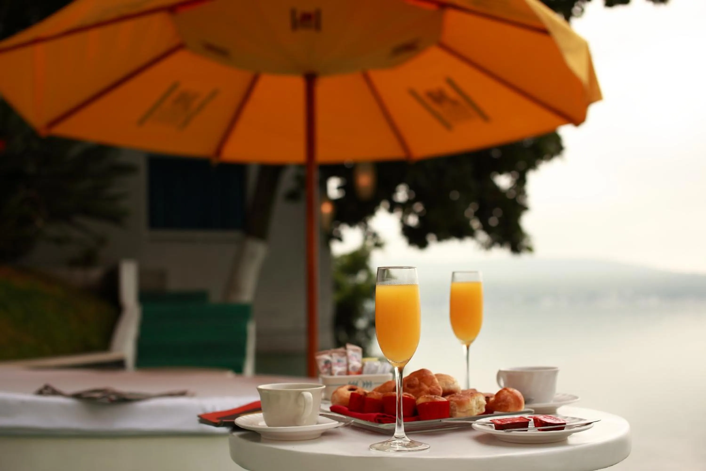 Drinks in Villa Bejar Tequesquitengo