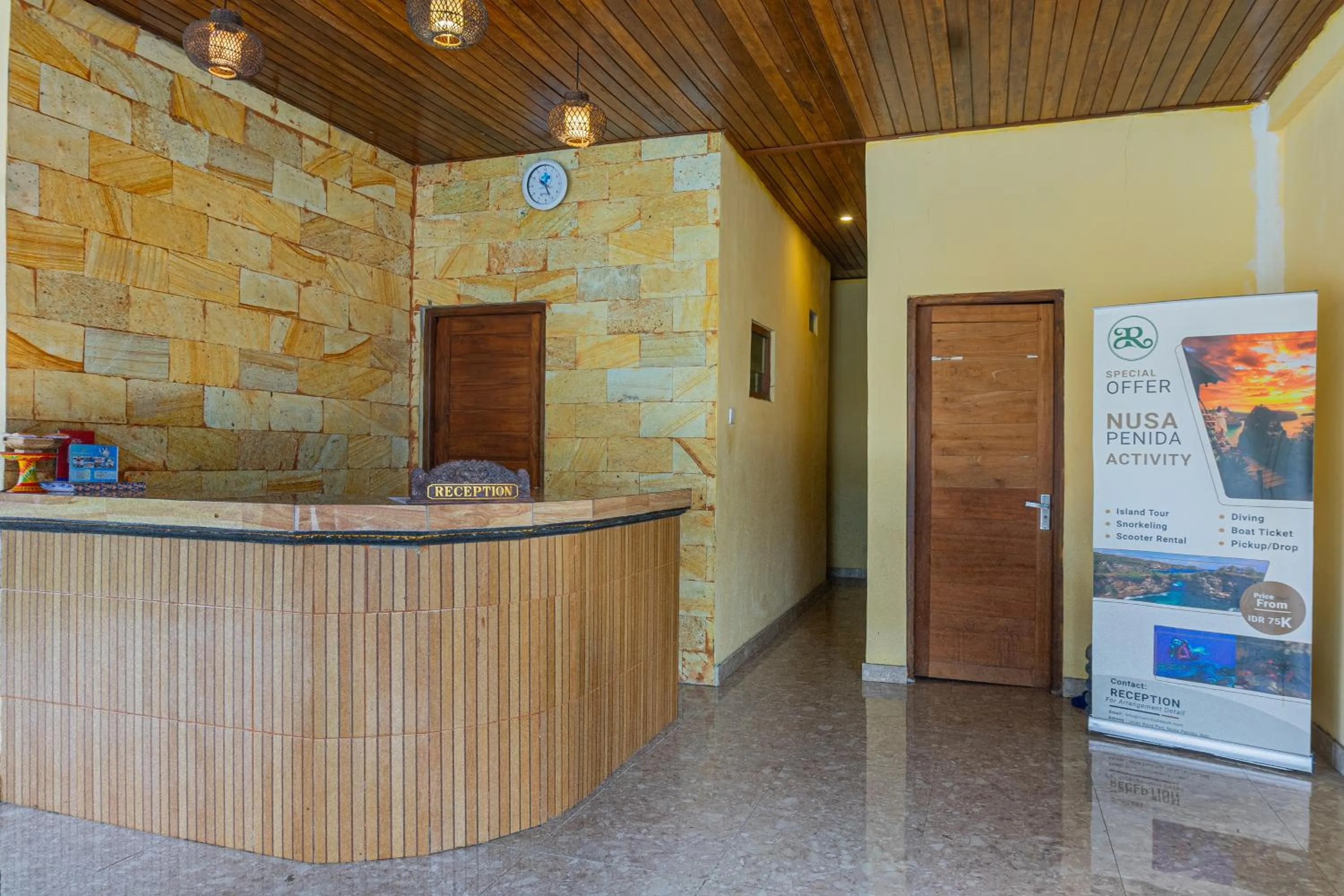 Lobby or reception in Rijet Villa Beach & Restaurant