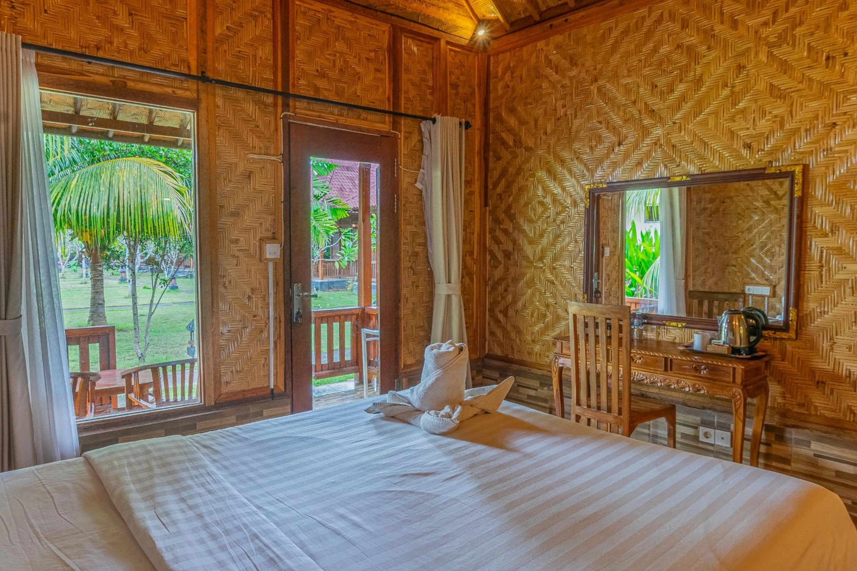 Bedroom, Bed in Rijet Villa Beach & Restaurant