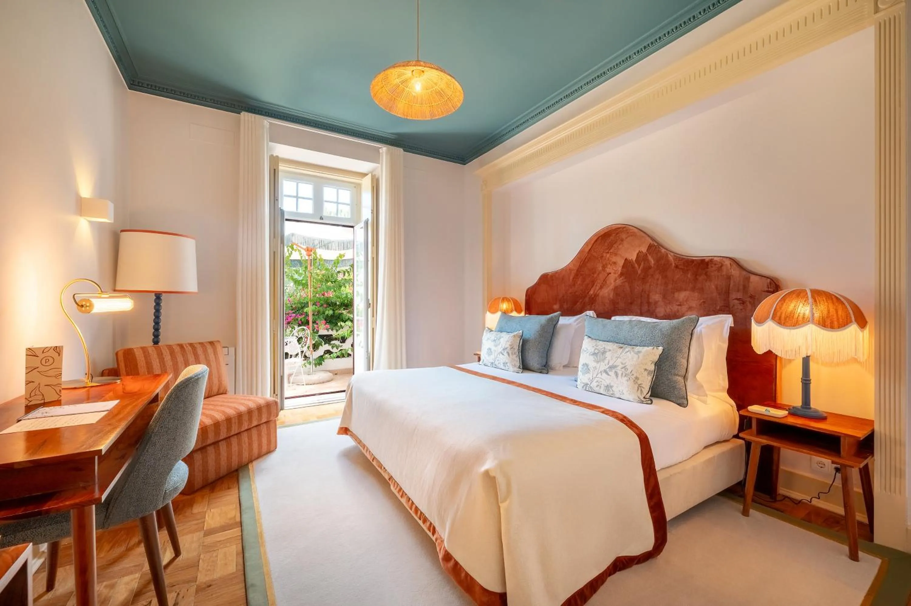 Bedroom, Bed in Pergola Boutique Hotel