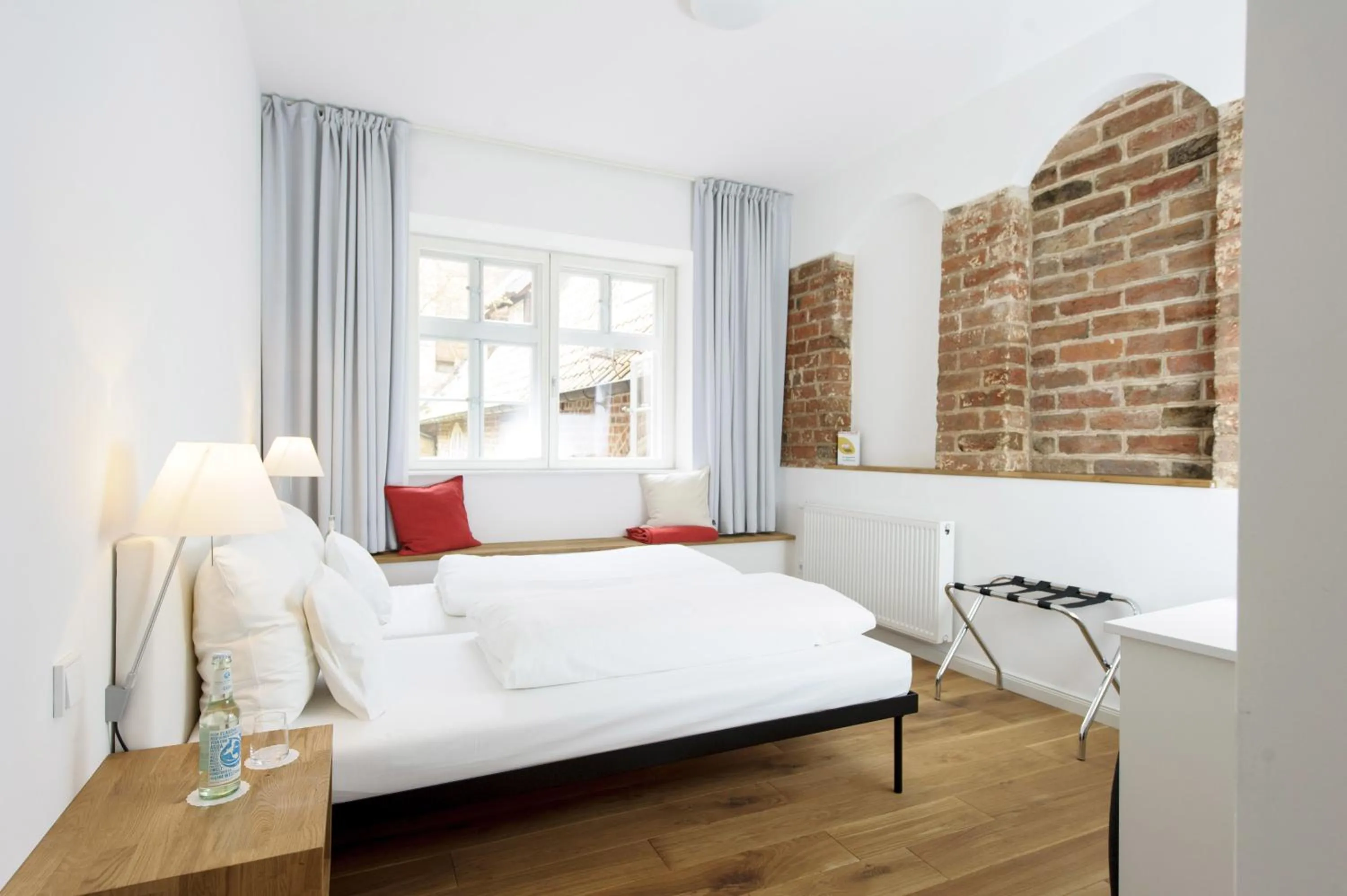 Bed in einzigartig - Das kleine Hotel im Wasserviertel