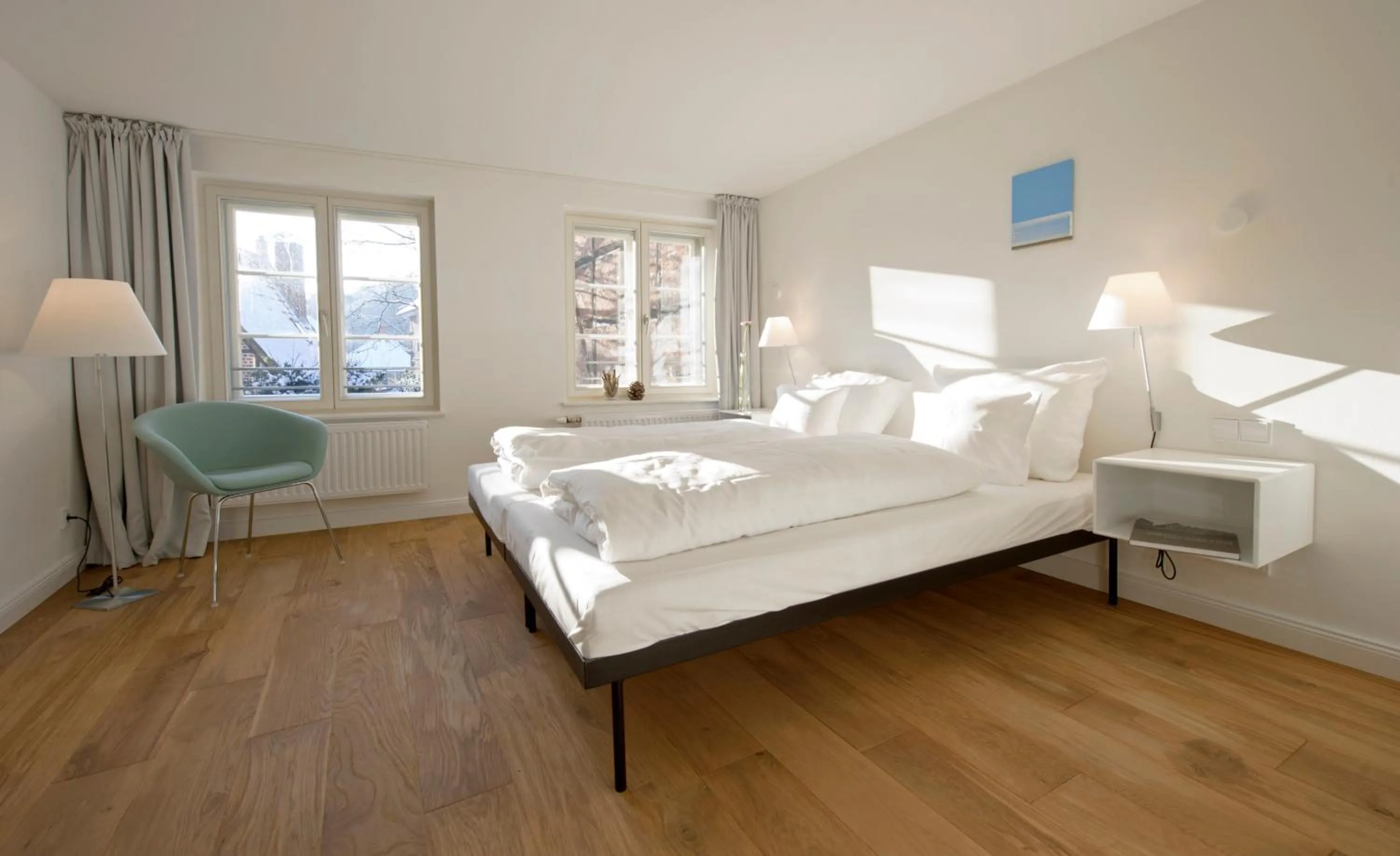 Photo of the whole room, Bed in einzigartig - Das kleine Hotel im Wasserviertel