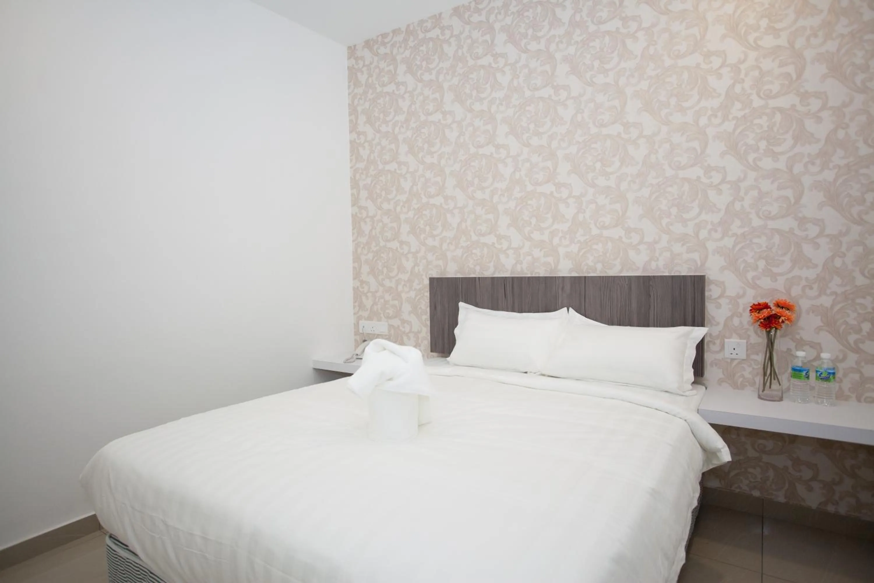 Bed in Twenty Nine Hotel