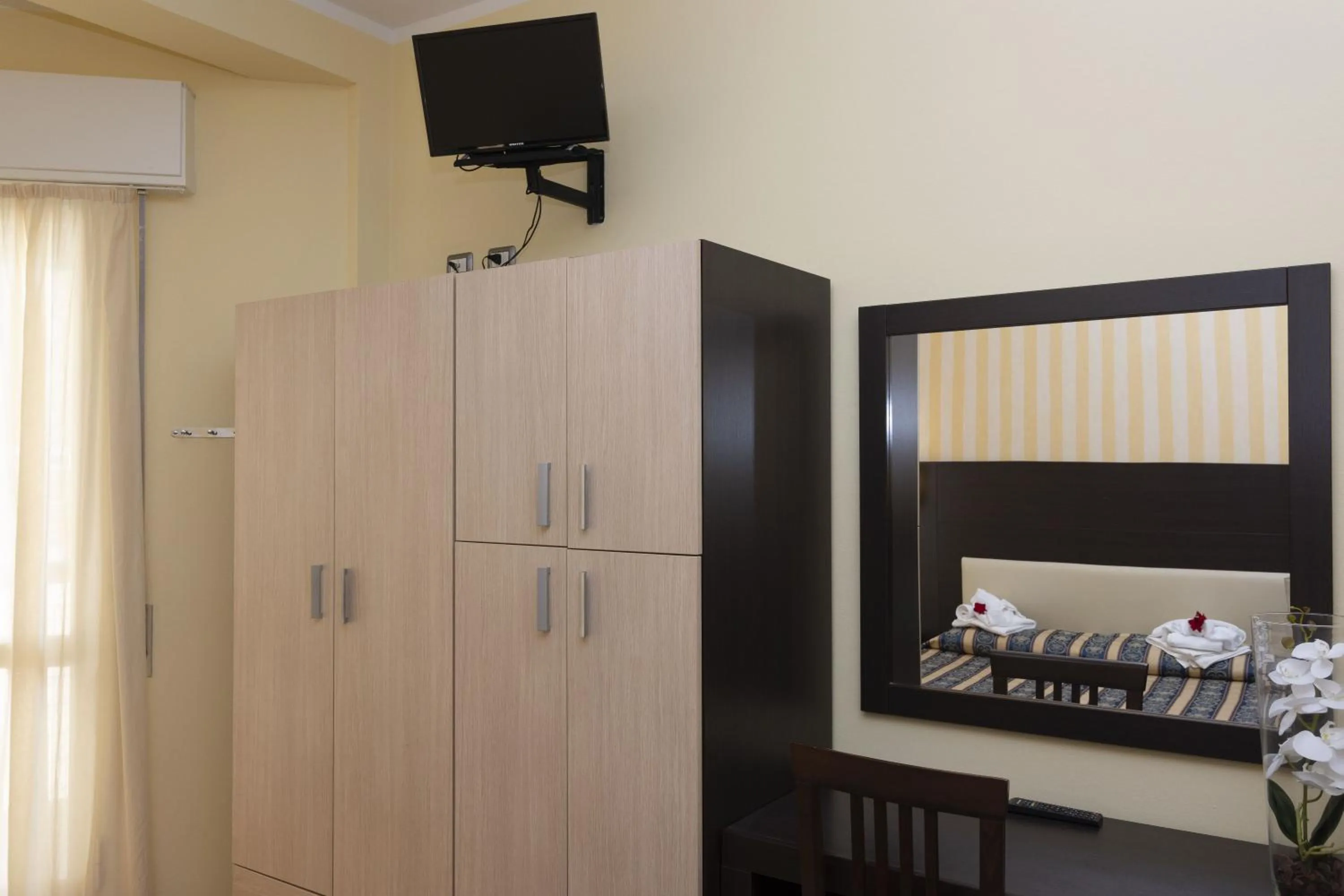 Bedroom in Bikini Tropicana Family Hotel