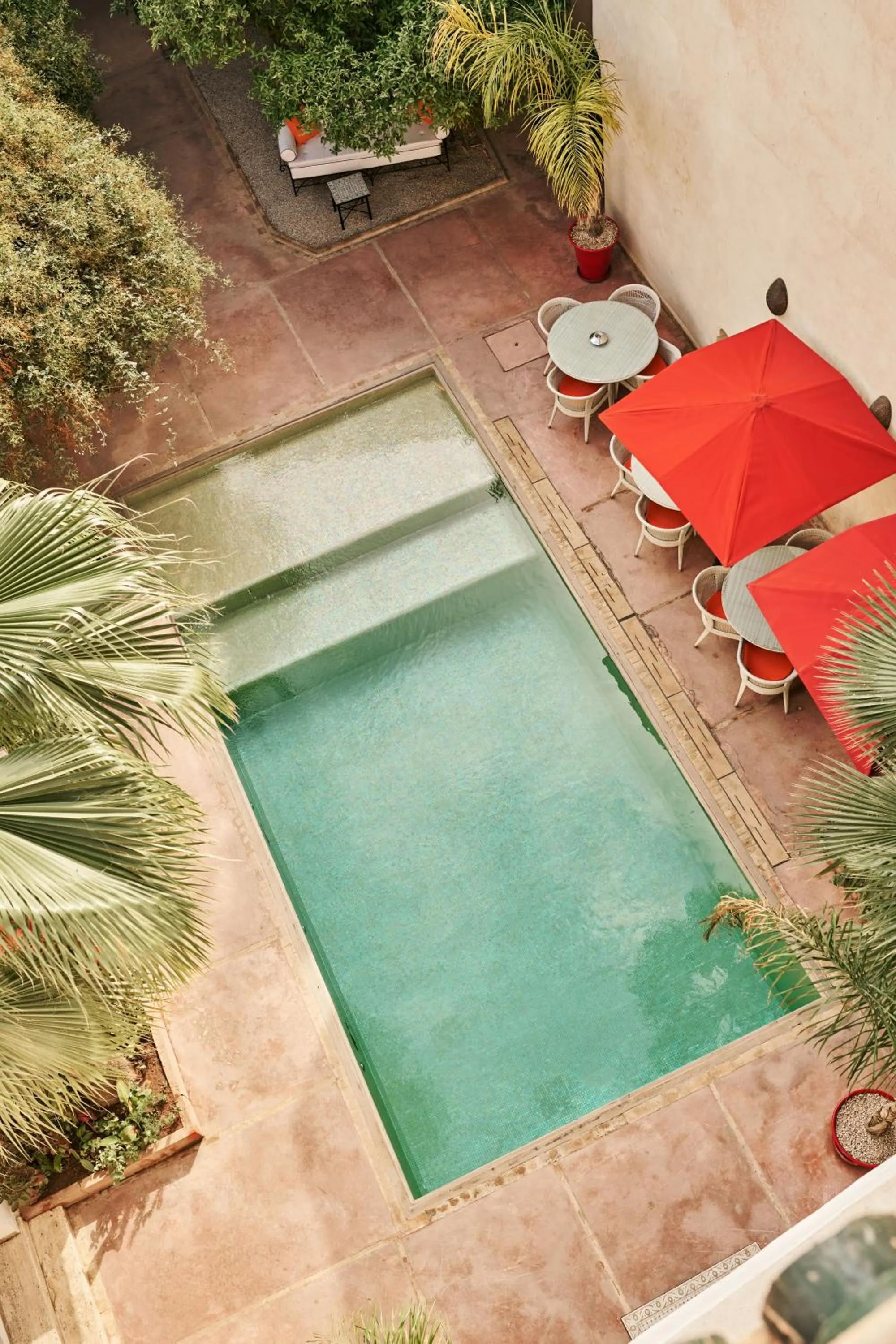 Swimming pool in Riad Charaï