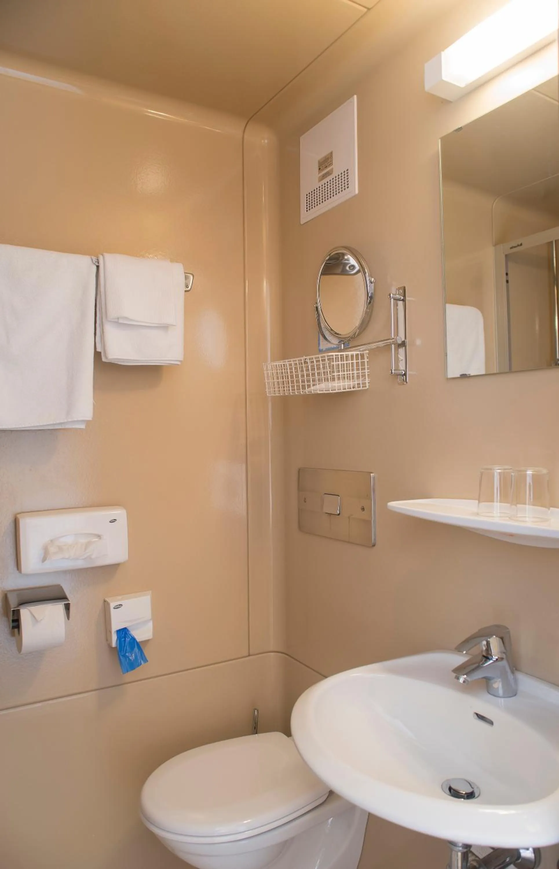 Bathroom in Hotel Landsitz Pichlschloss
