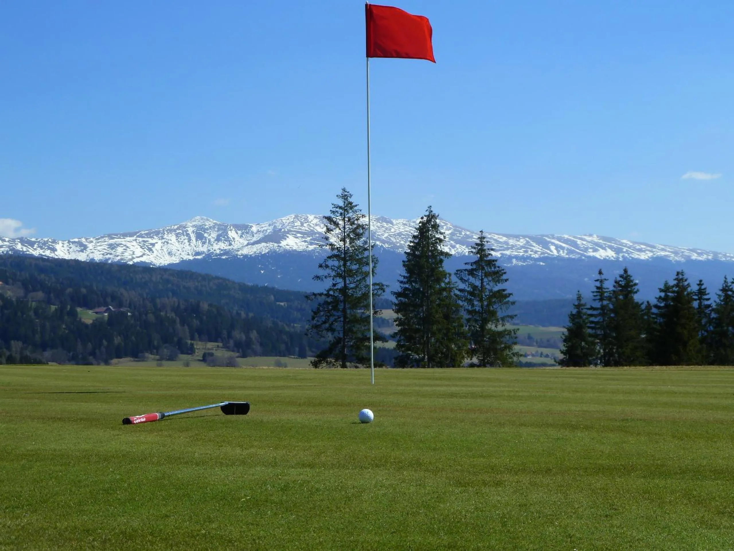 Golfcourse in Hotel Landsitz Pichlschloss