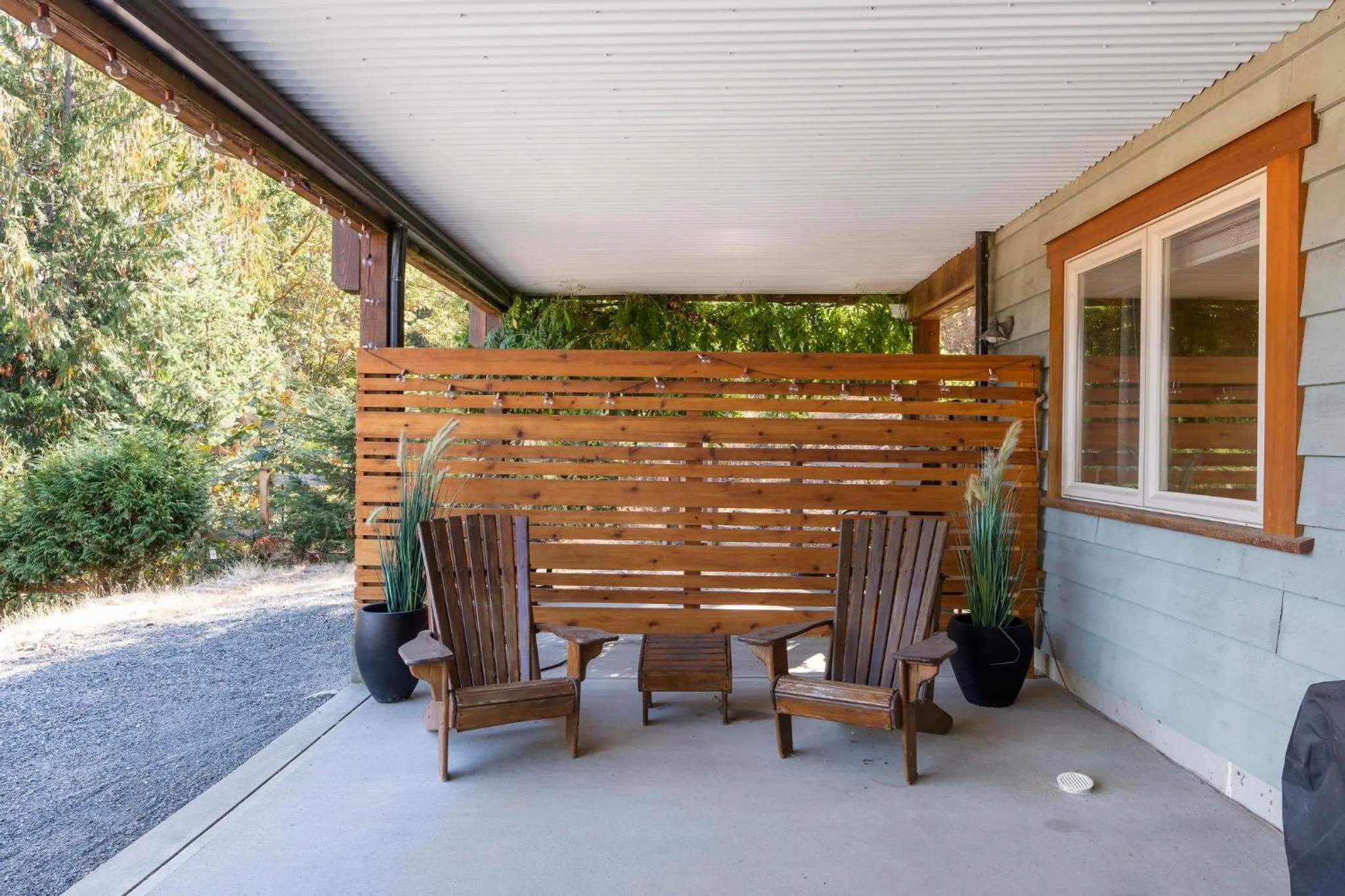 Garden in Shawnigan Hills Guest Suite