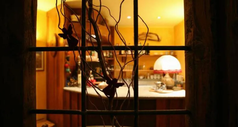 Lounge or bar in Residence Au Vieux Grenier