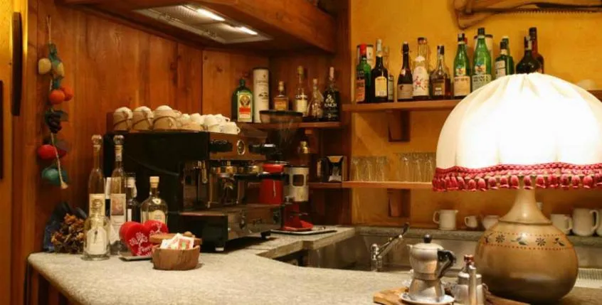 Lounge or bar in Residence Au Vieux Grenier