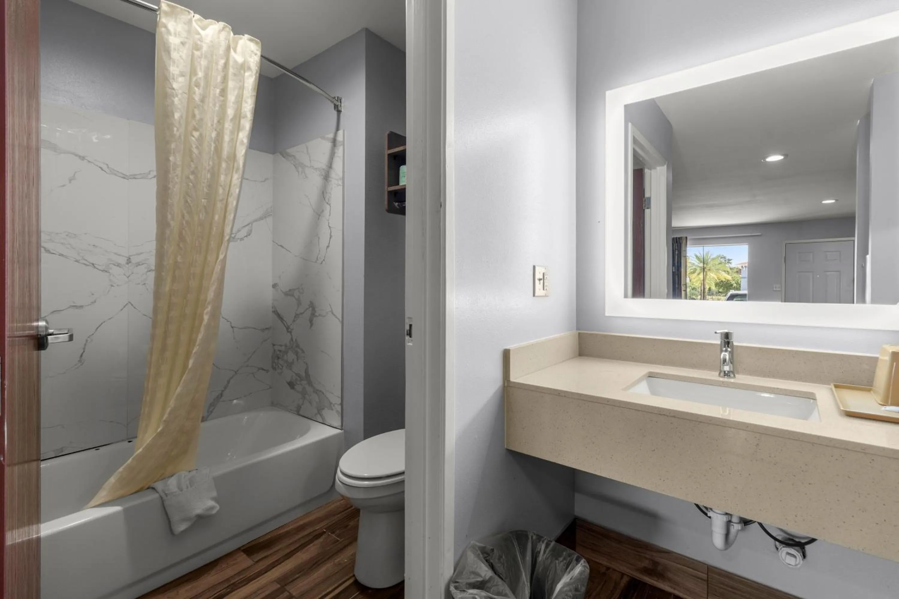 Express Inn & Suites Westwego