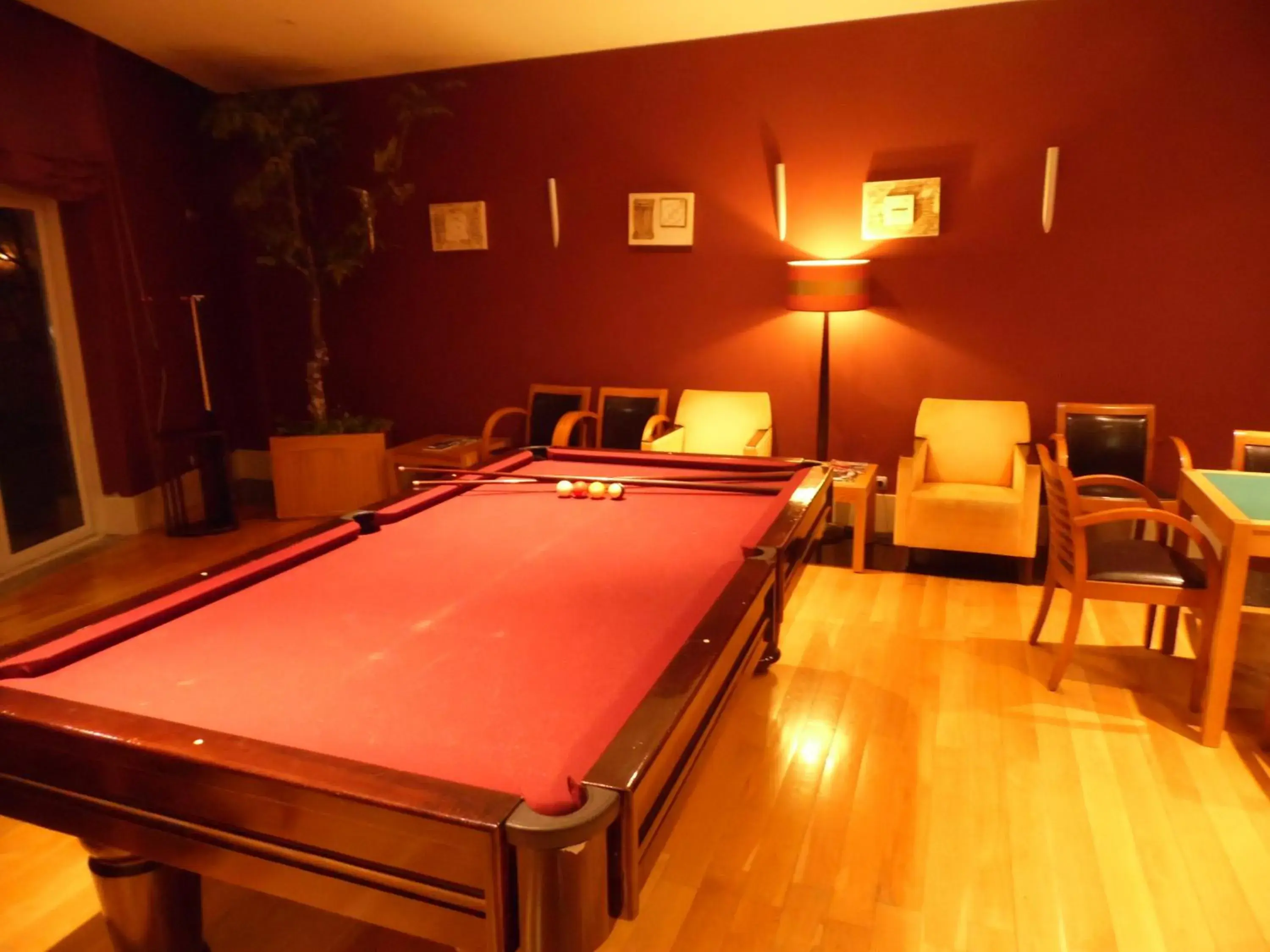 Billiard, Bed in Hotel Lusitania Congress & Spa Billiard, Bed in Hotel Lusitania Congress & Spa