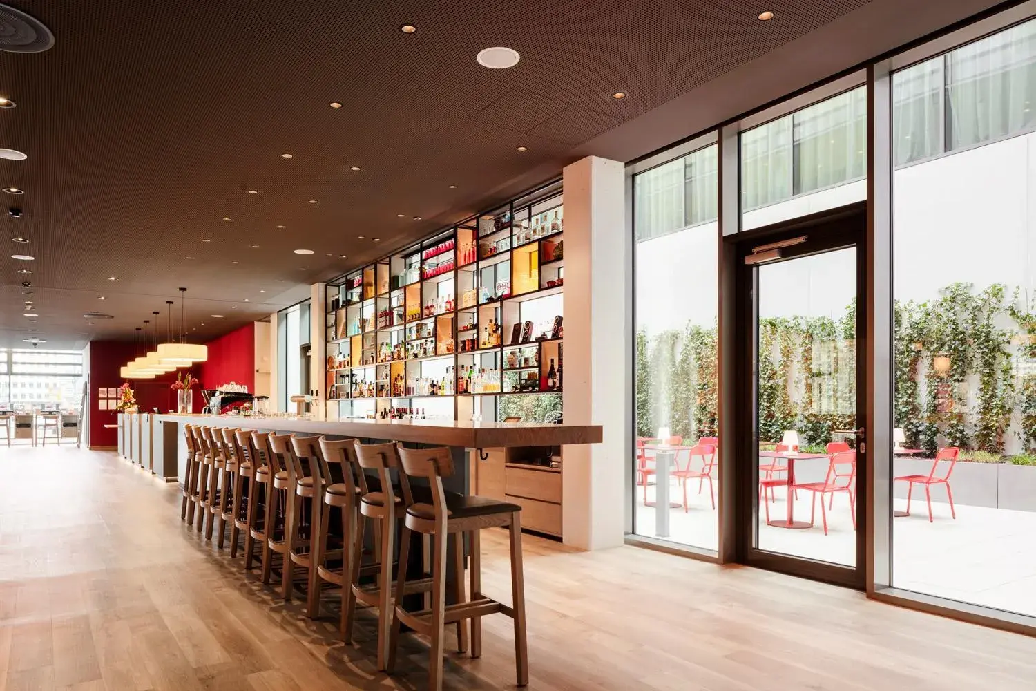 Lounge or bar in IntercityHotel Frankfurt Hauptbahnhof Süd Lounge or bar in IntercityHotel Frankfurt Hauptbahnhof Süd