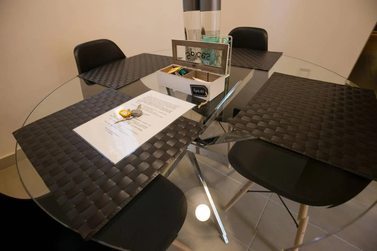 Dining area in TONI'S 2BD Modern flat in Koukaki near Acropoli