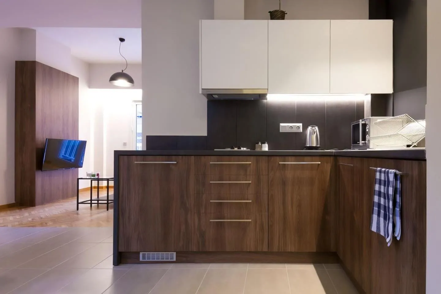 Kitchen or kitchenette in TONI'S 2BD Modern flat in Koukaki near Acropoli
