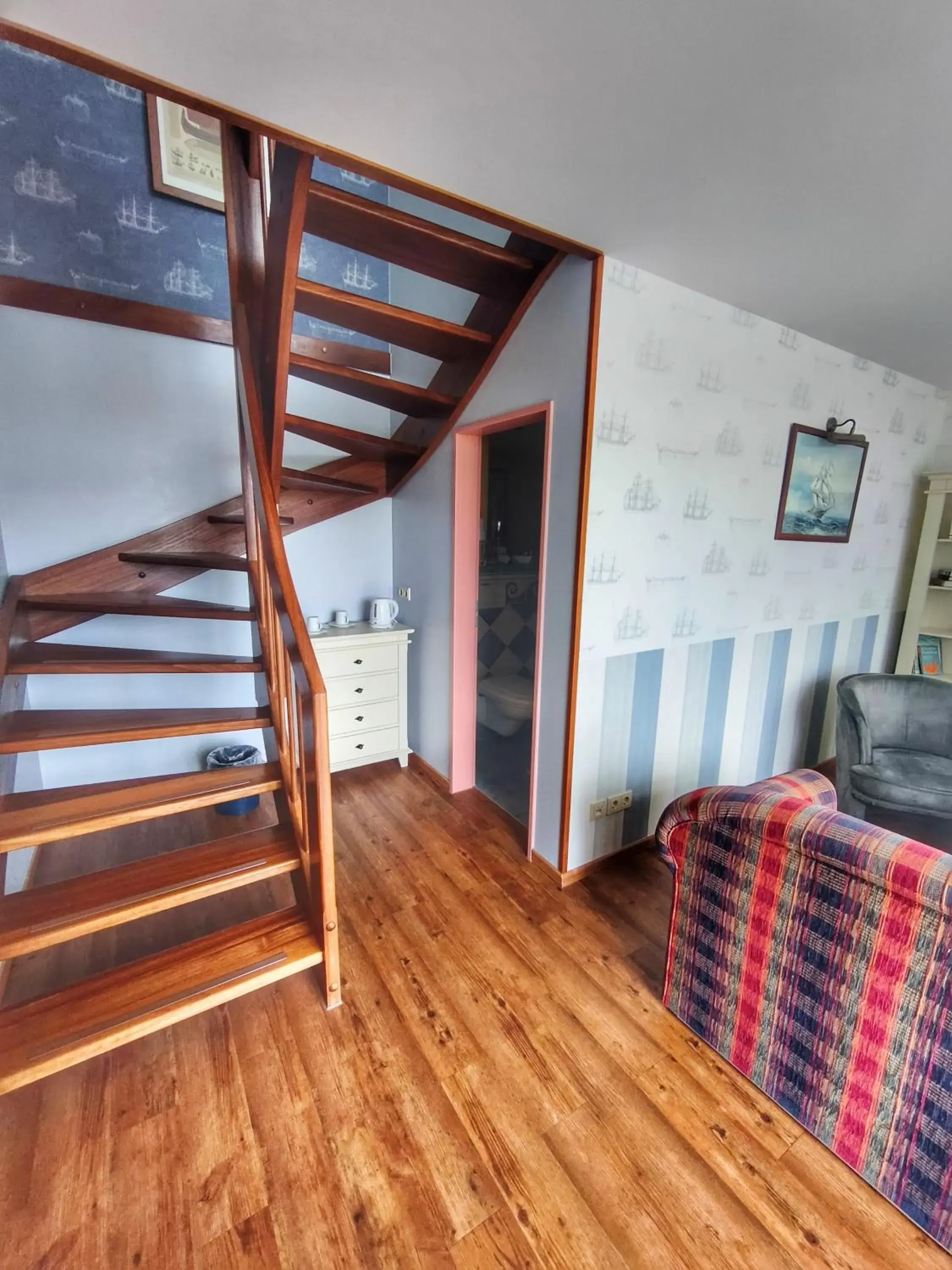 Suite with Lake View in Hotel Nautilus Suite with Lake View in Hotel Nautilus