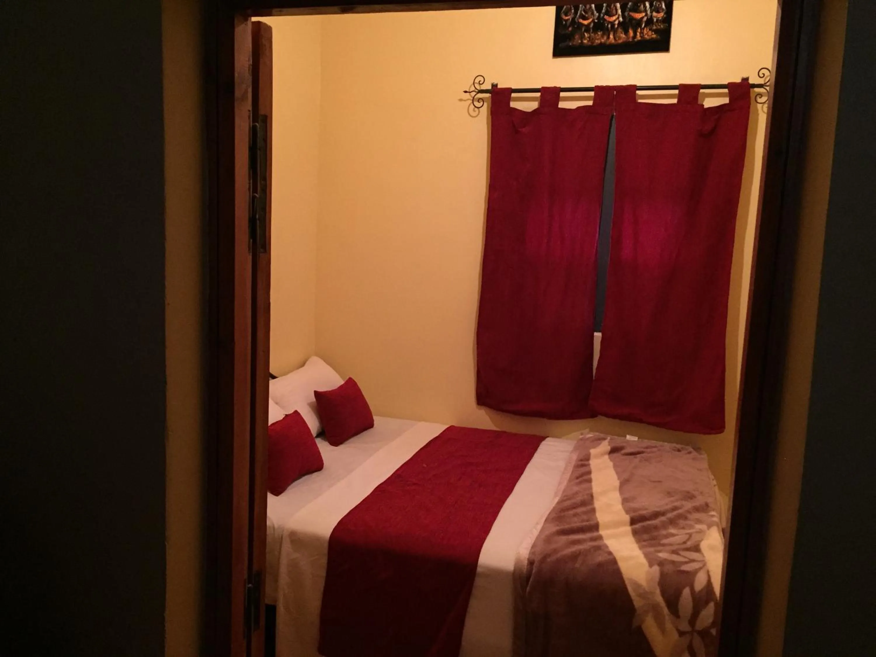 Bedroom, Bed in Karim Sahara