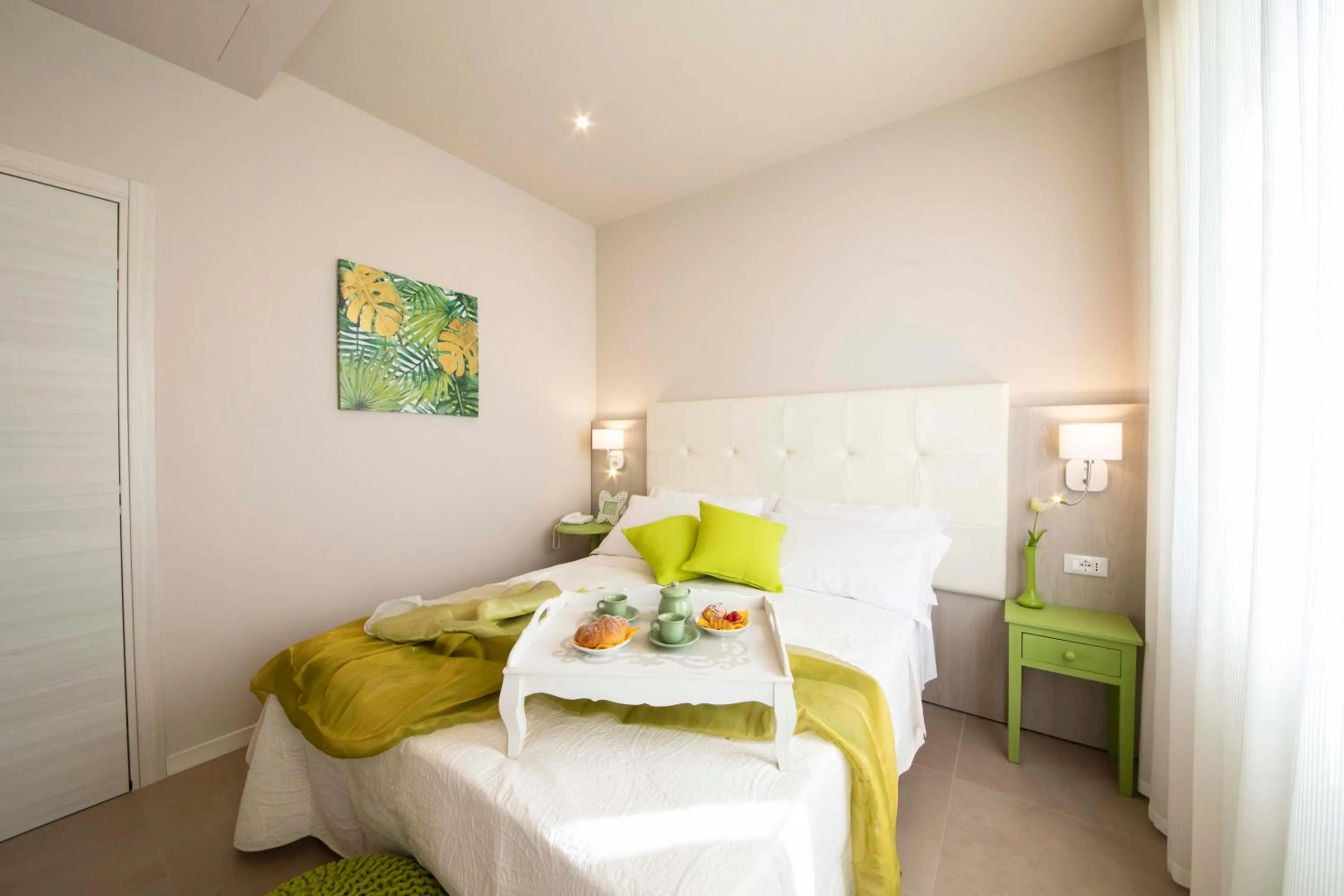 Photo of the whole room, Bed in Apart-Hotel la Rocchetta