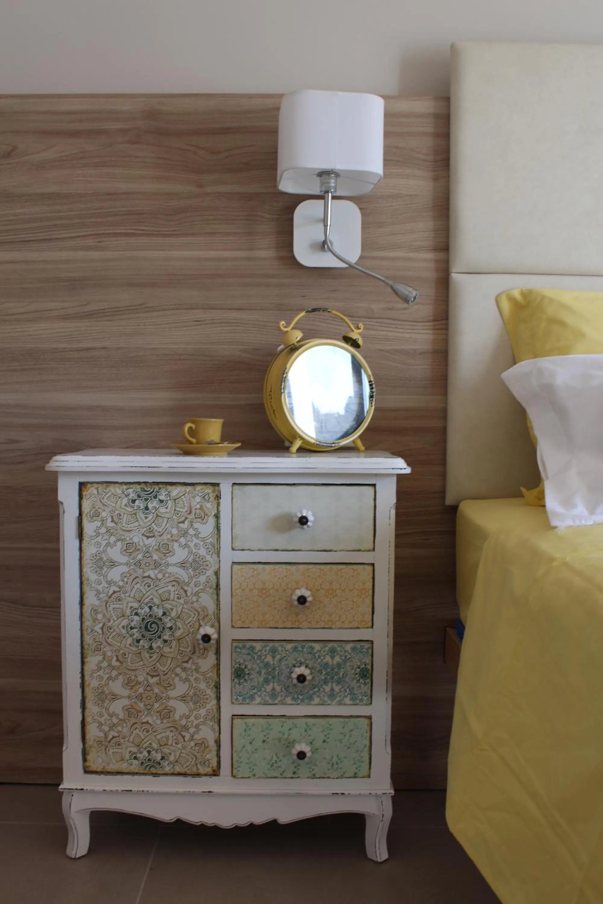 Decorative detail, Bed in Apart-Hotel la Rocchetta