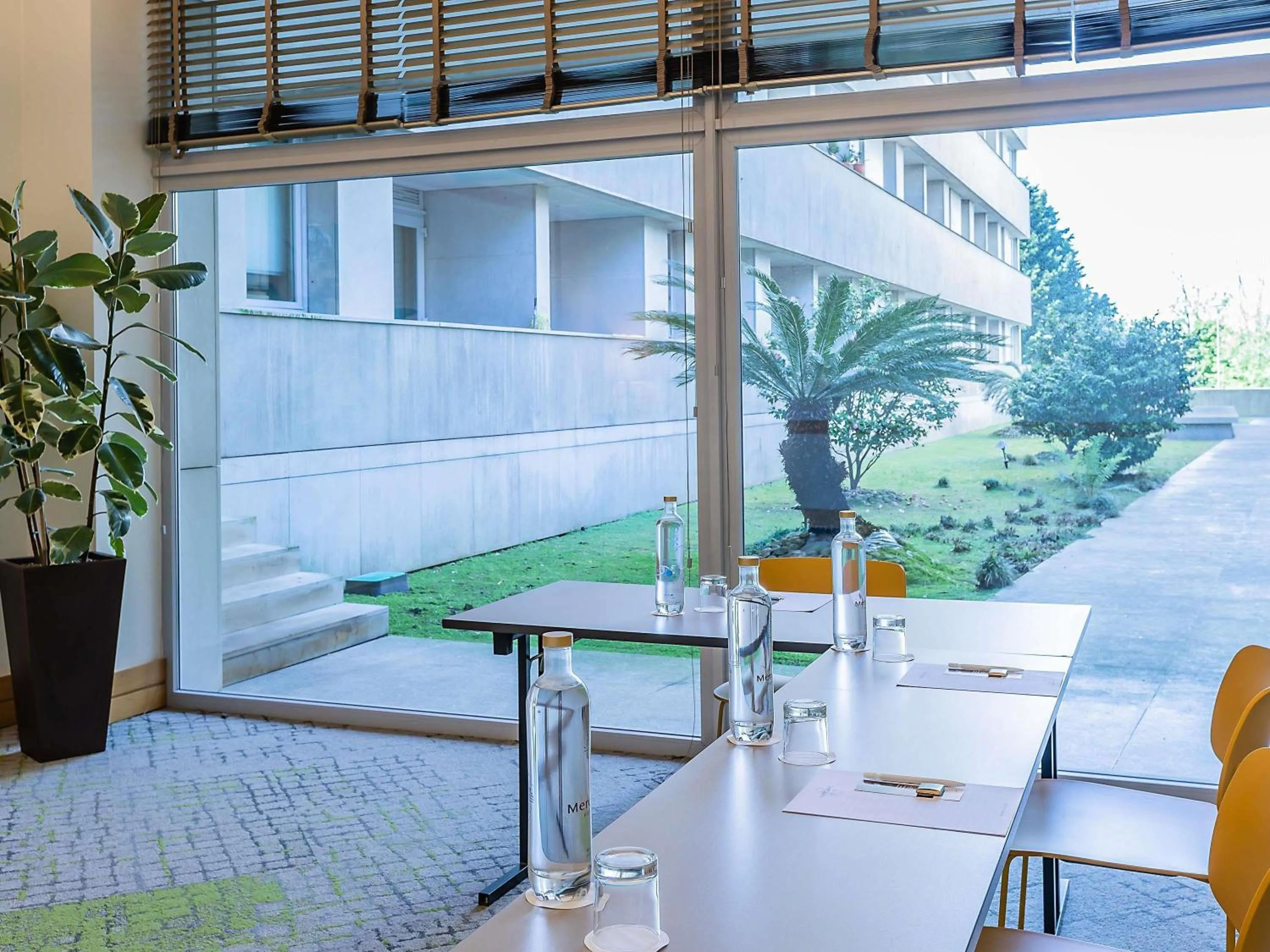 Business facilities in Hotel Mercure Porto Gaia