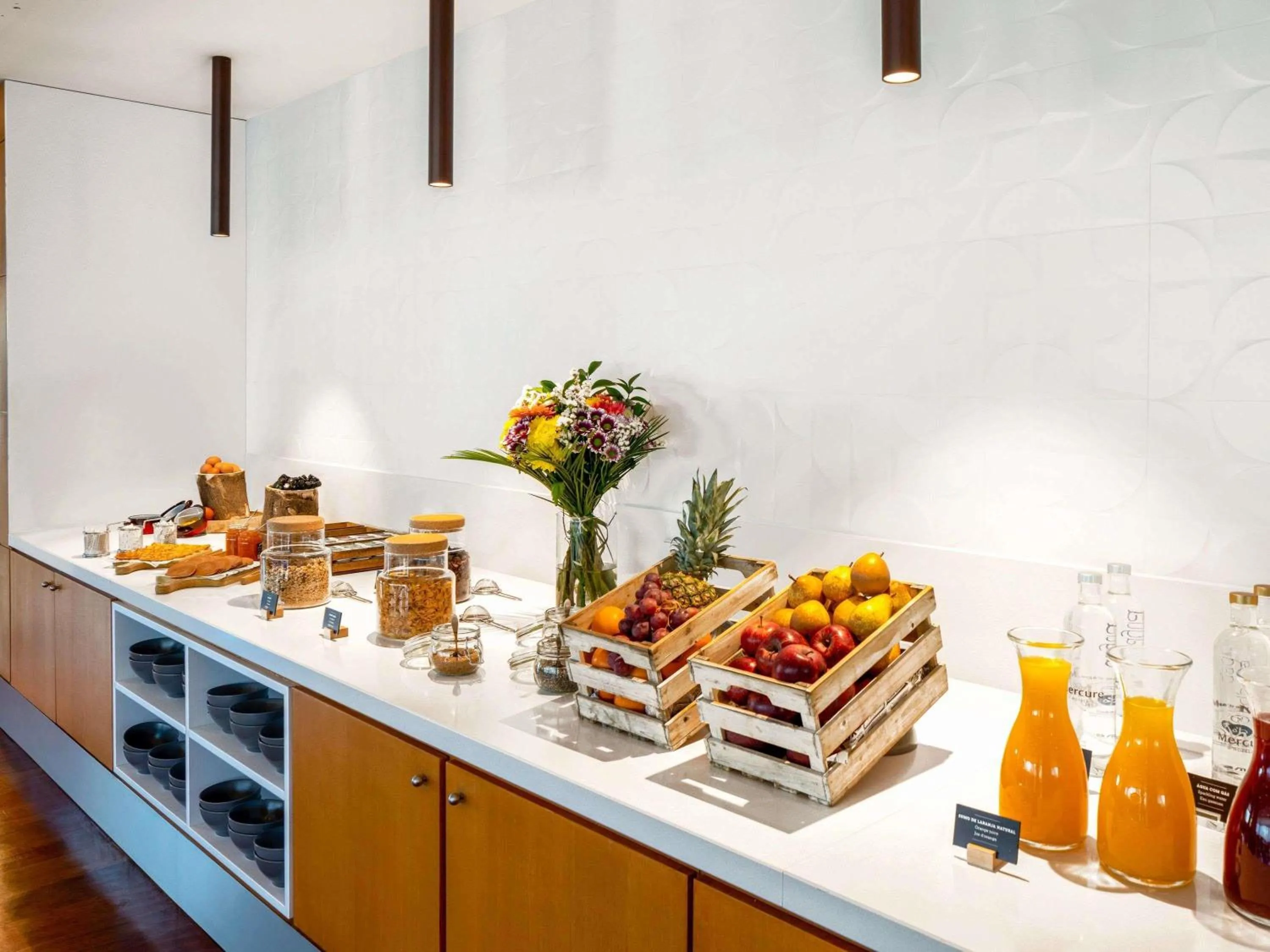 Restaurant/places to eat in Hotel Mercure Porto Gaia