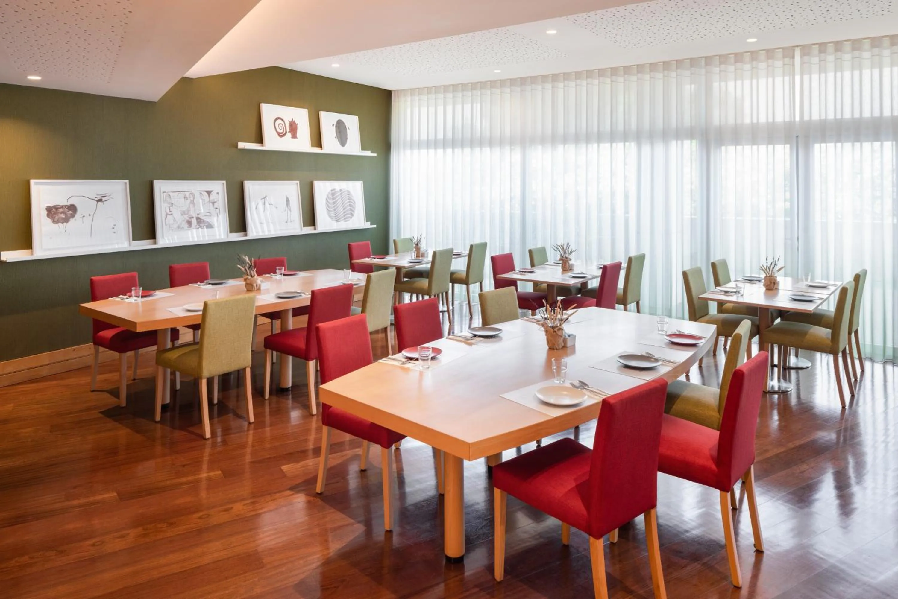 Breakfast in Hotel Mercure Porto Gaia