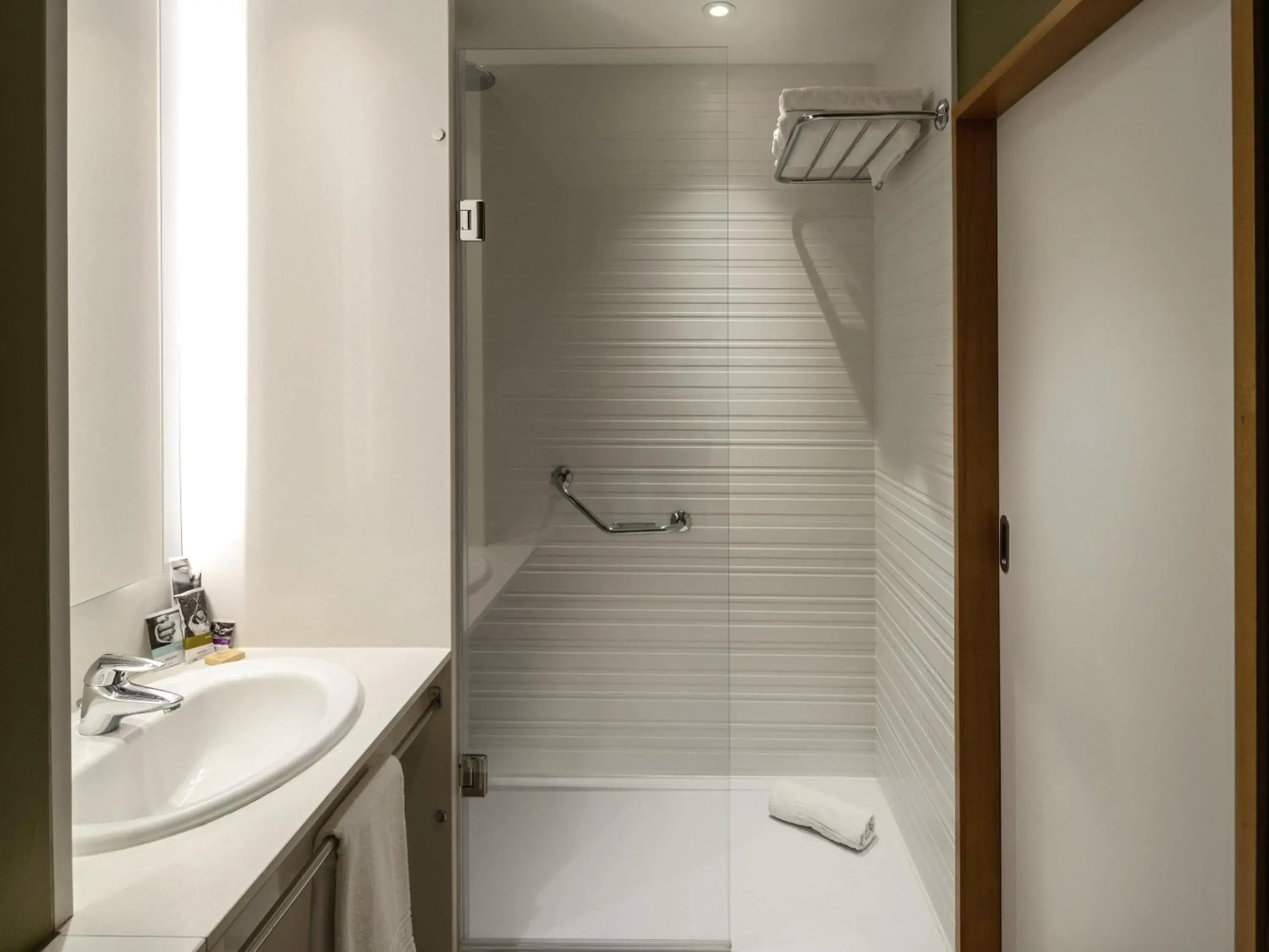 Bedroom in Hotel Mercure Porto Gaia Bedroom in Hotel Mercure Porto Gaia