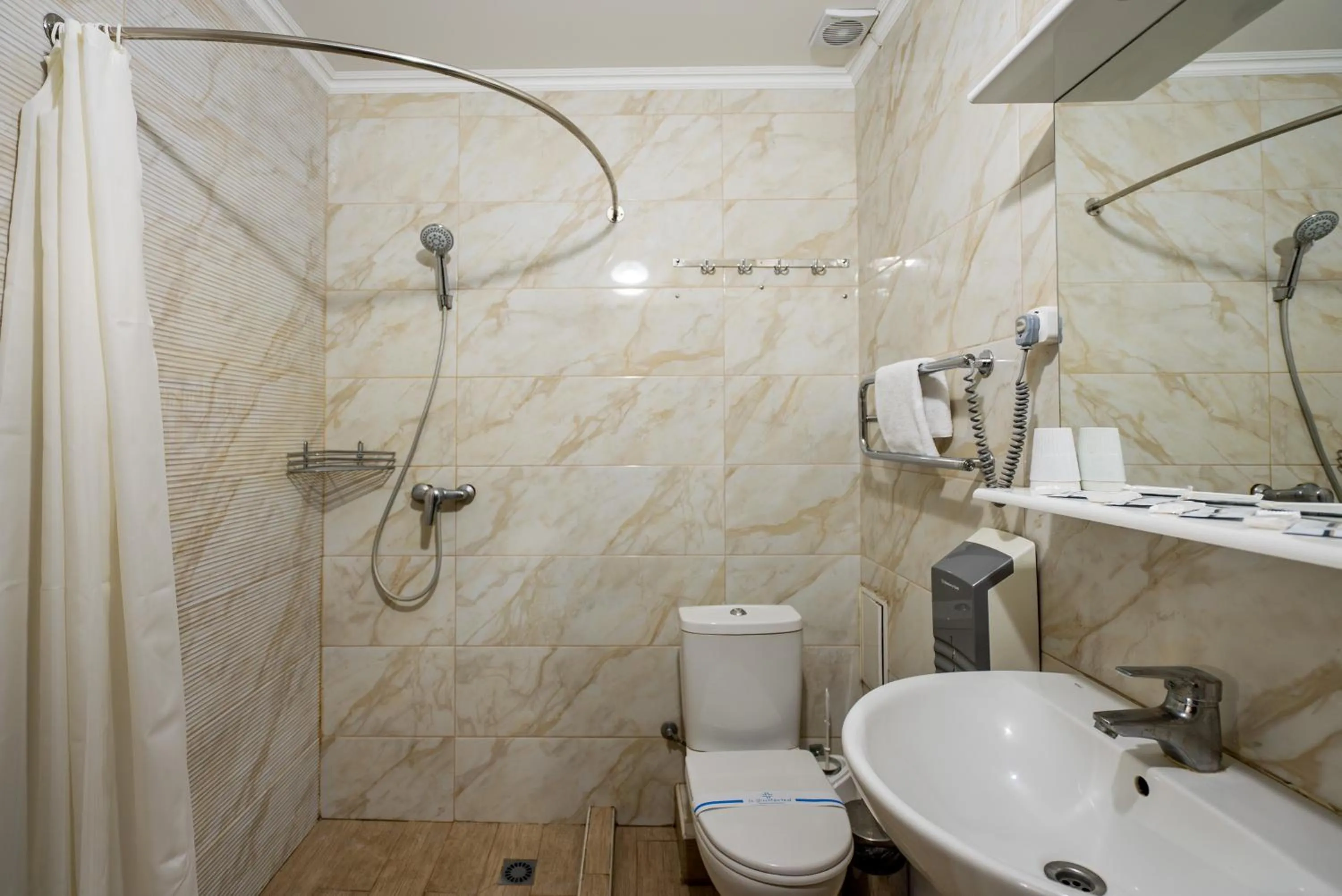 Shower in Hotel Verhovina