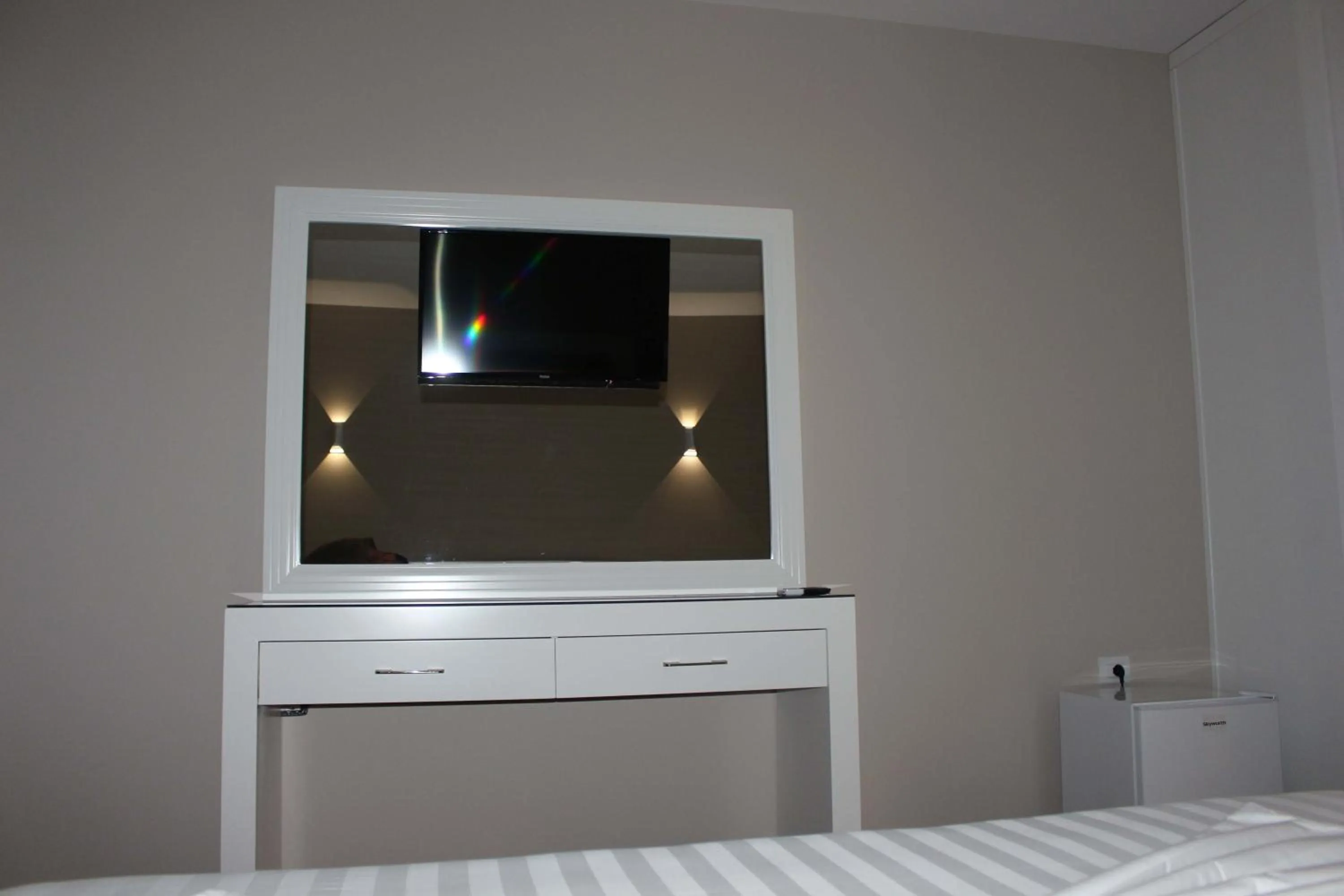 TV and multimedia, Bed in Palmanova Beach Mardok
