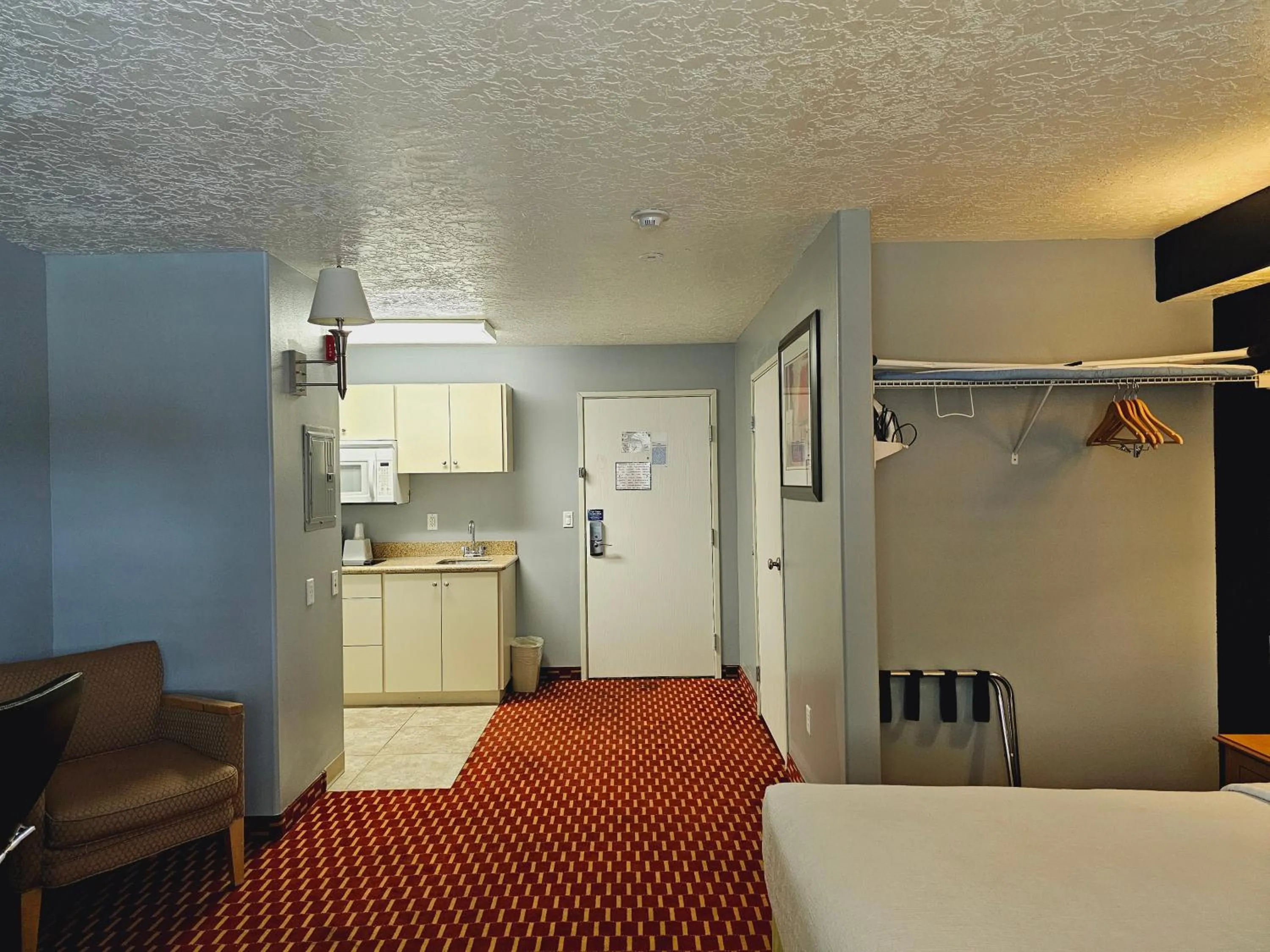 wardrobe in Executive Inn & Suites Extended Stay - Vernal