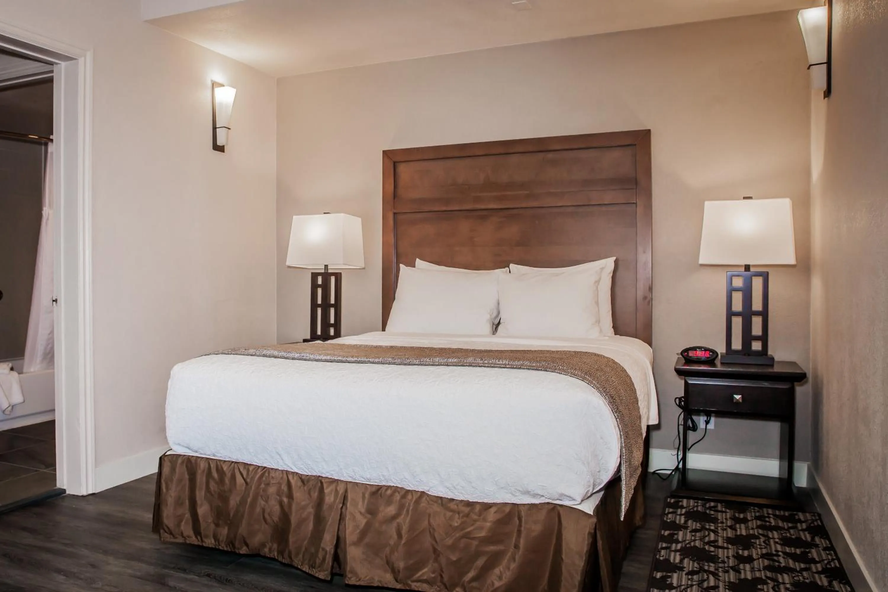 Bedroom, Bed in Best Western Bishop Lodge