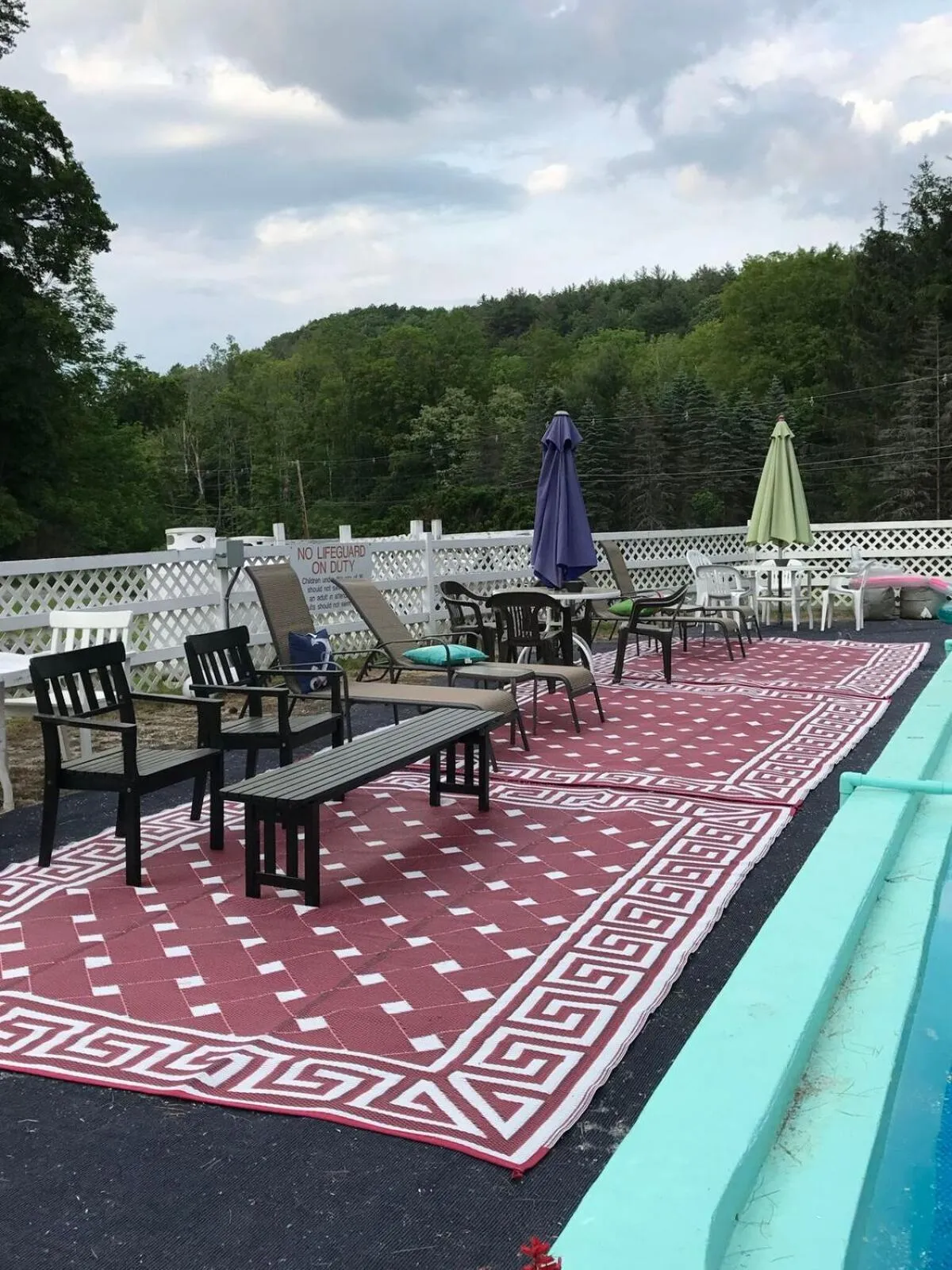 Swimming pool in 1896 House Country Inn - Barnside Inn