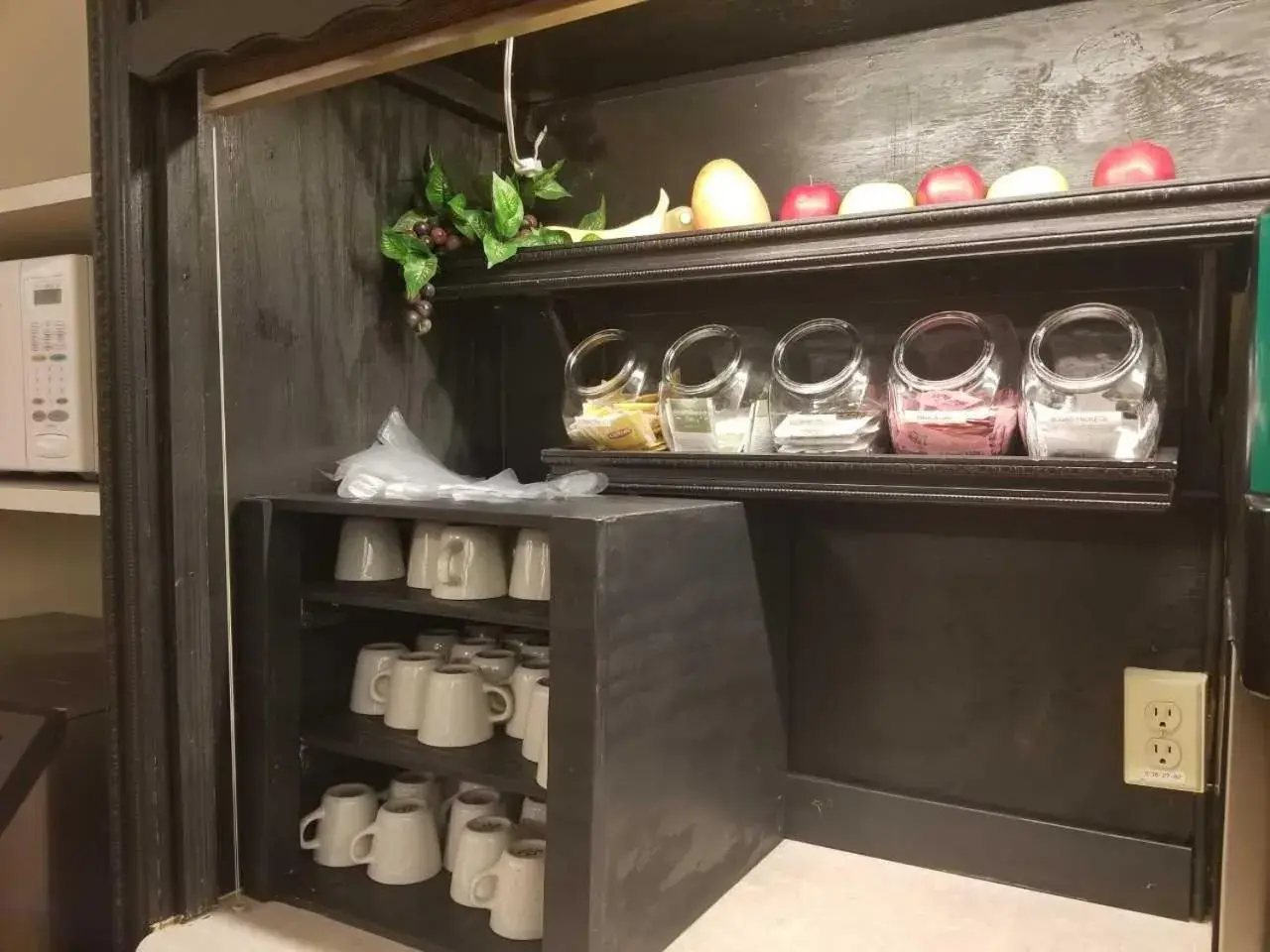 Breakfast in Brook Pointe Resort Breakfast in Brook Pointe Resort