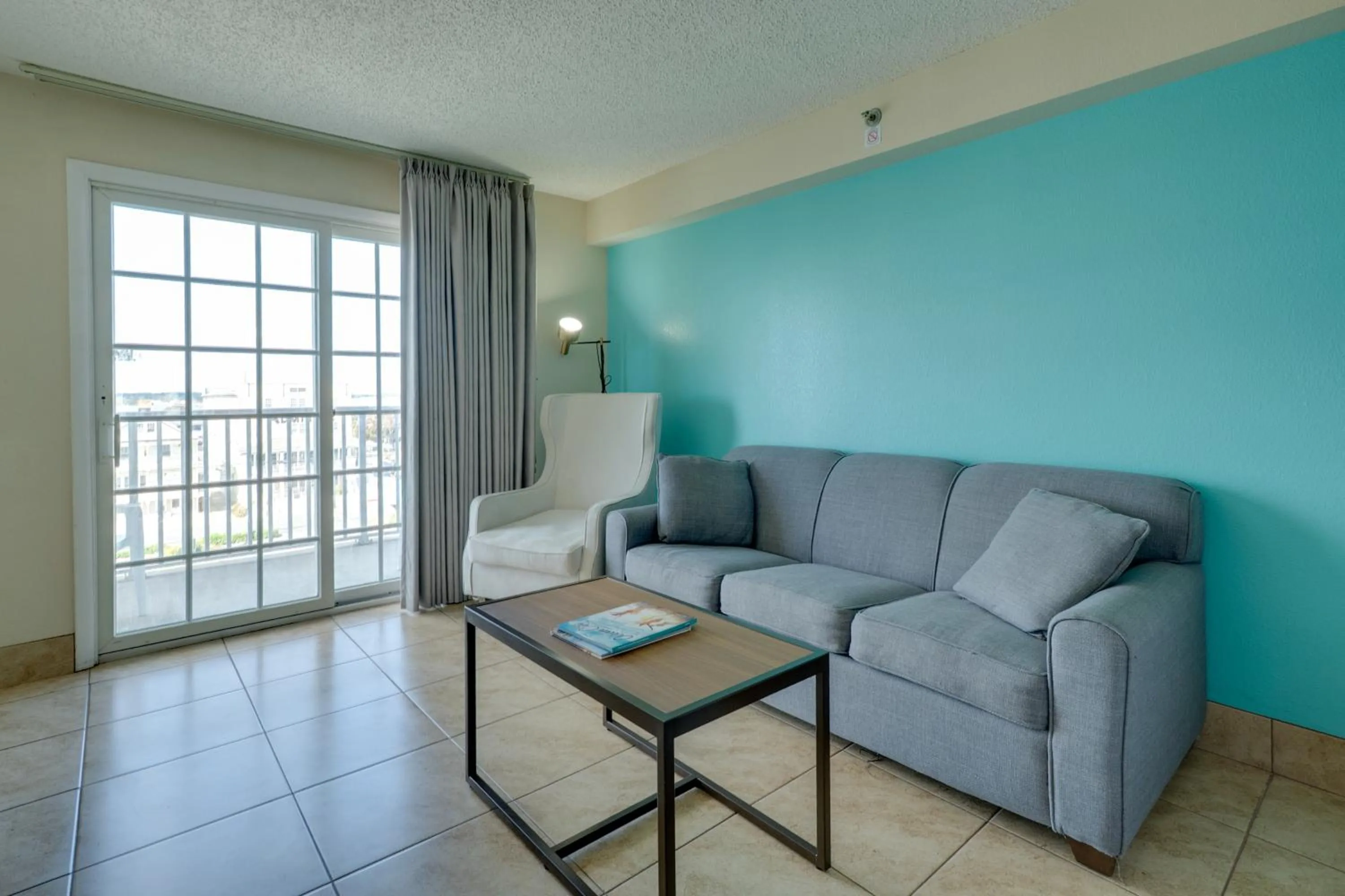 Seating area in Paradise Plaza Inn